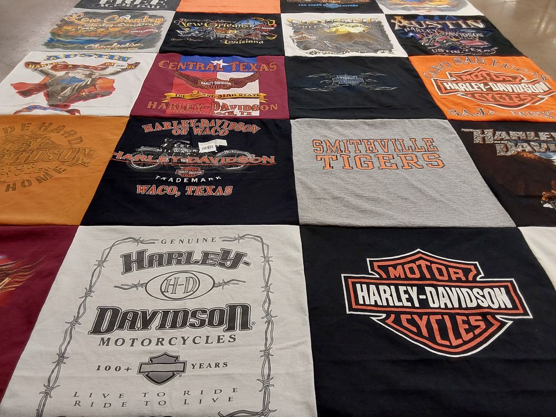 T-shirt quilt featuring smithville tigers by Amanda from TX