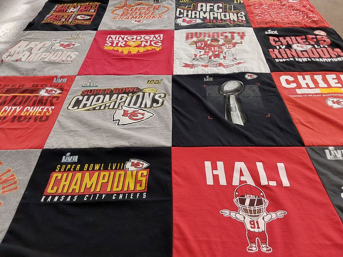 T-shirt quilt featuring kansas city chiefs by Genna from MO