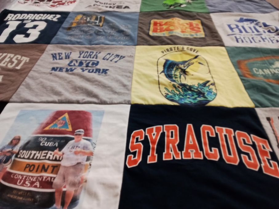 T-shirt quilt from syracuse university by Gerald from FL