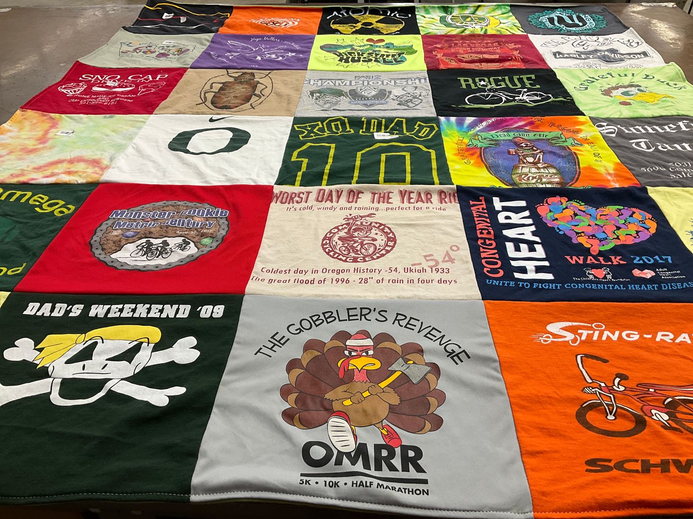 T-shirt quilt from university of oregon by Linae from OR