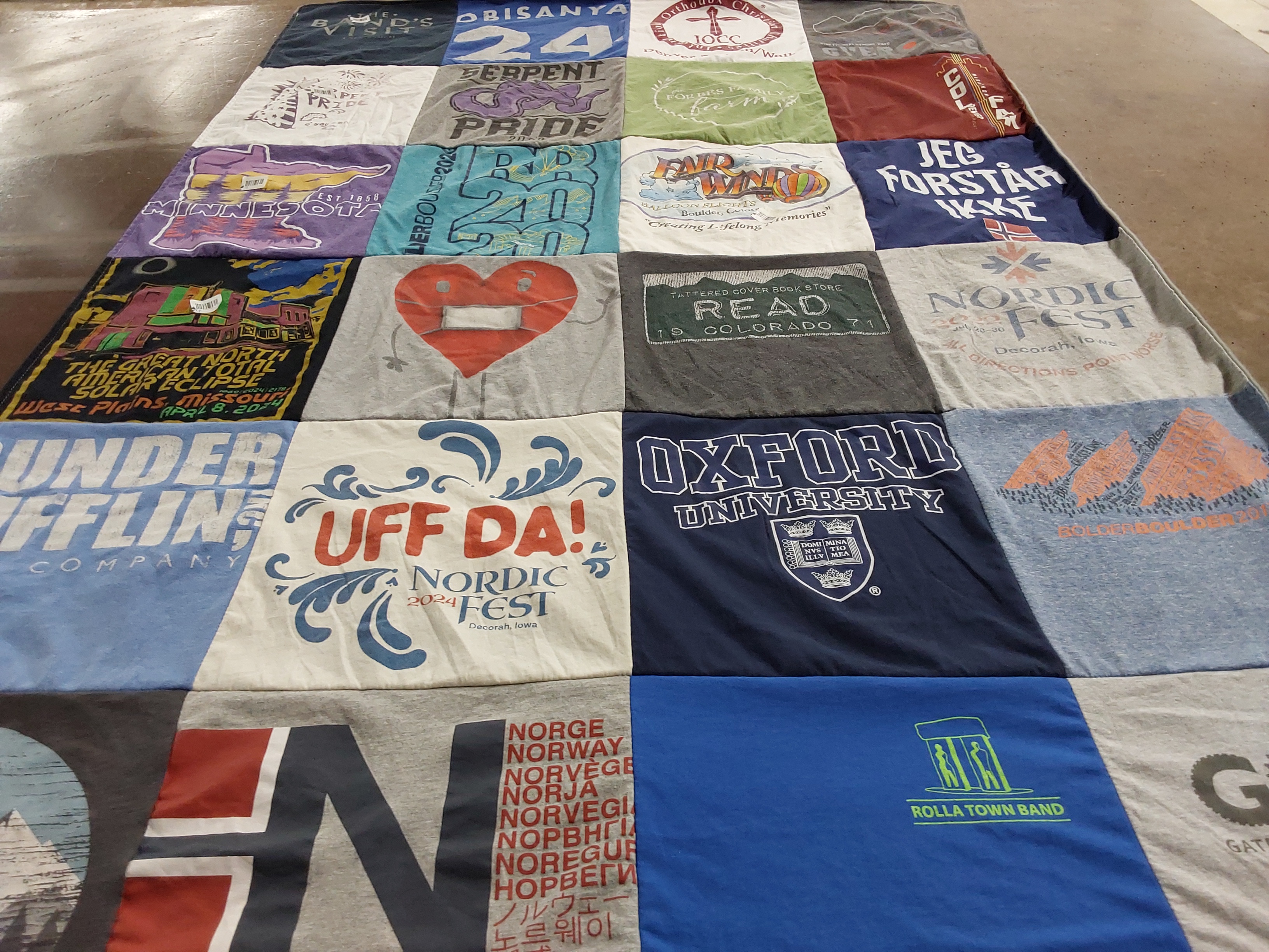 T-shirt quilt from oxford university by Libby from MO