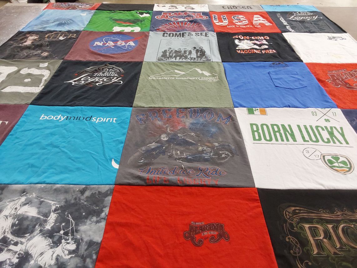 T-shirt quilt from willamette community college by Debbi from OR