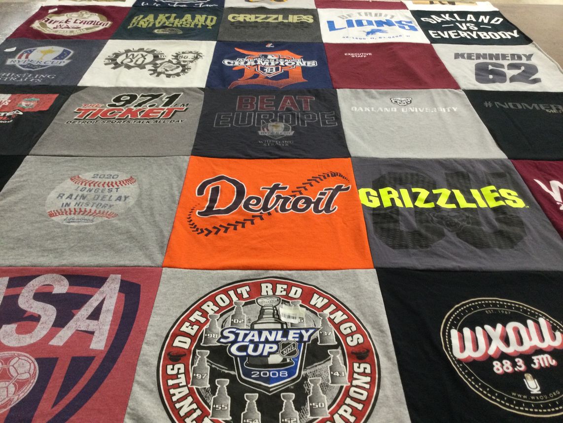T-shirt quilt featuring detroit lions, detroit grizzlies by Lynne from MI