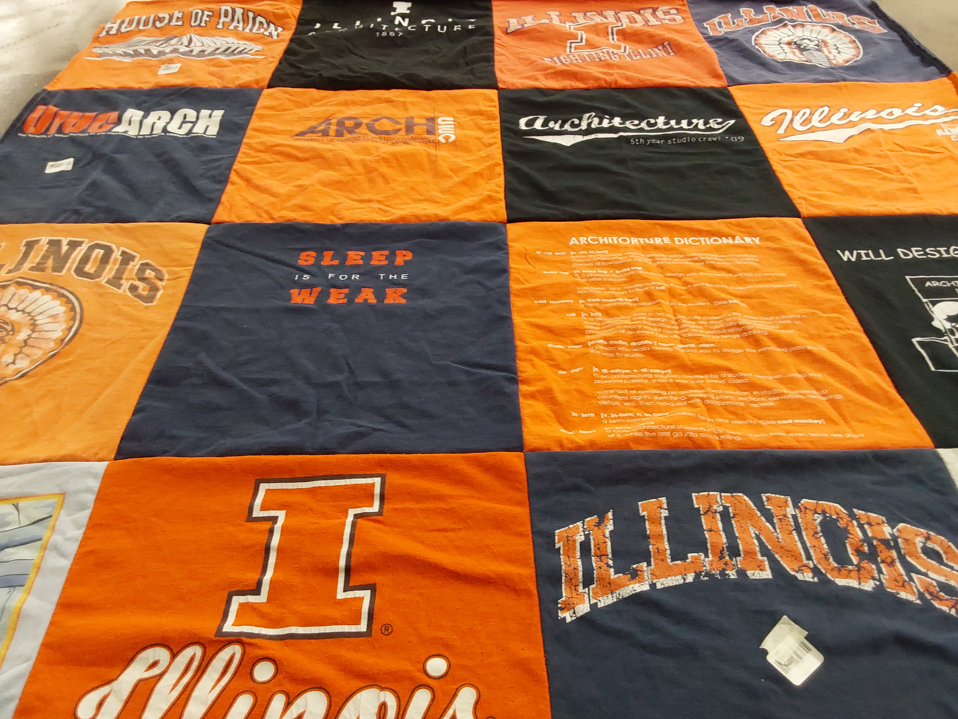 T-shirt quilt from university of illinois by Ericka from MO