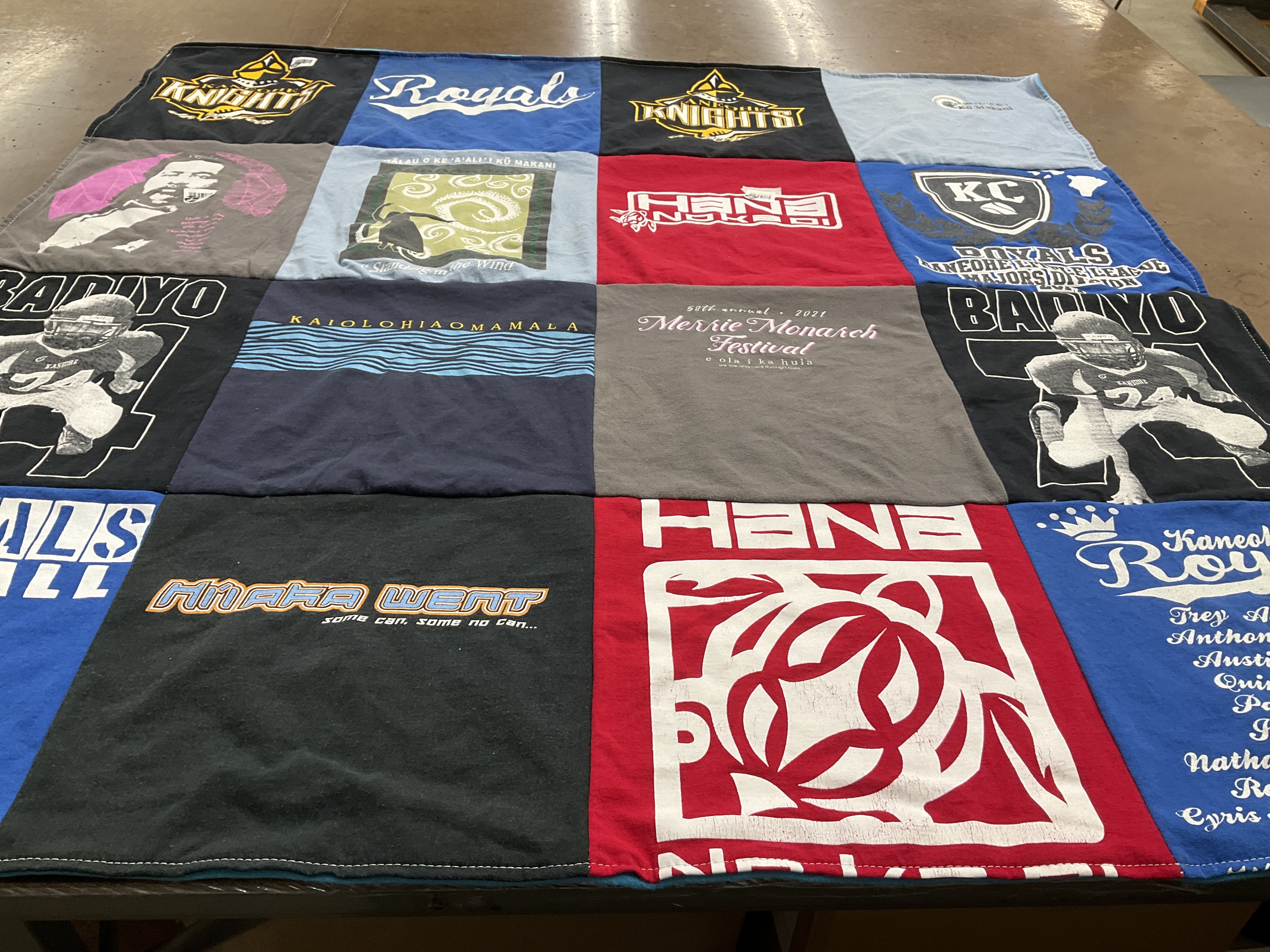 T-shirt quilt featuring football team by Uilani from HI