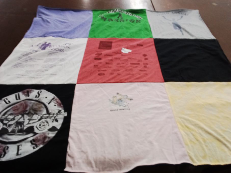 T-shirt quilt by vassilios from FL