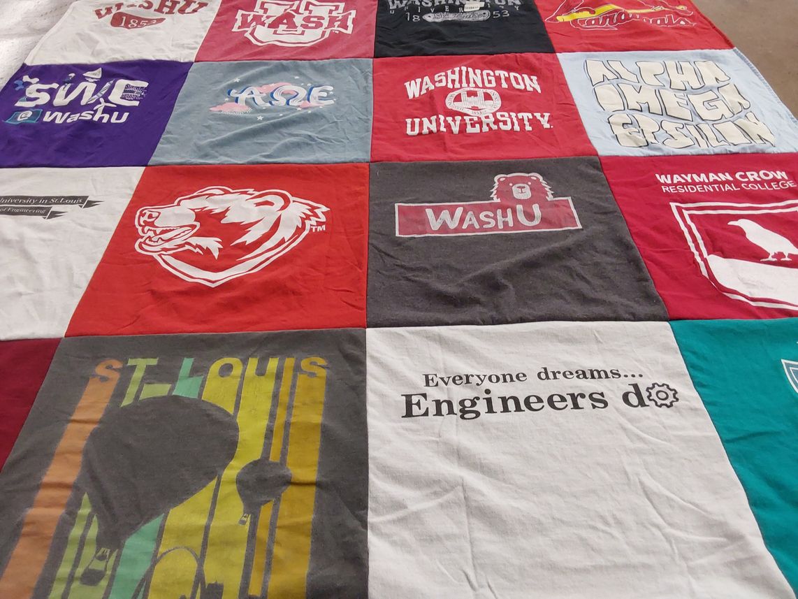 T-shirt quilt from washington university by Maddie from TX