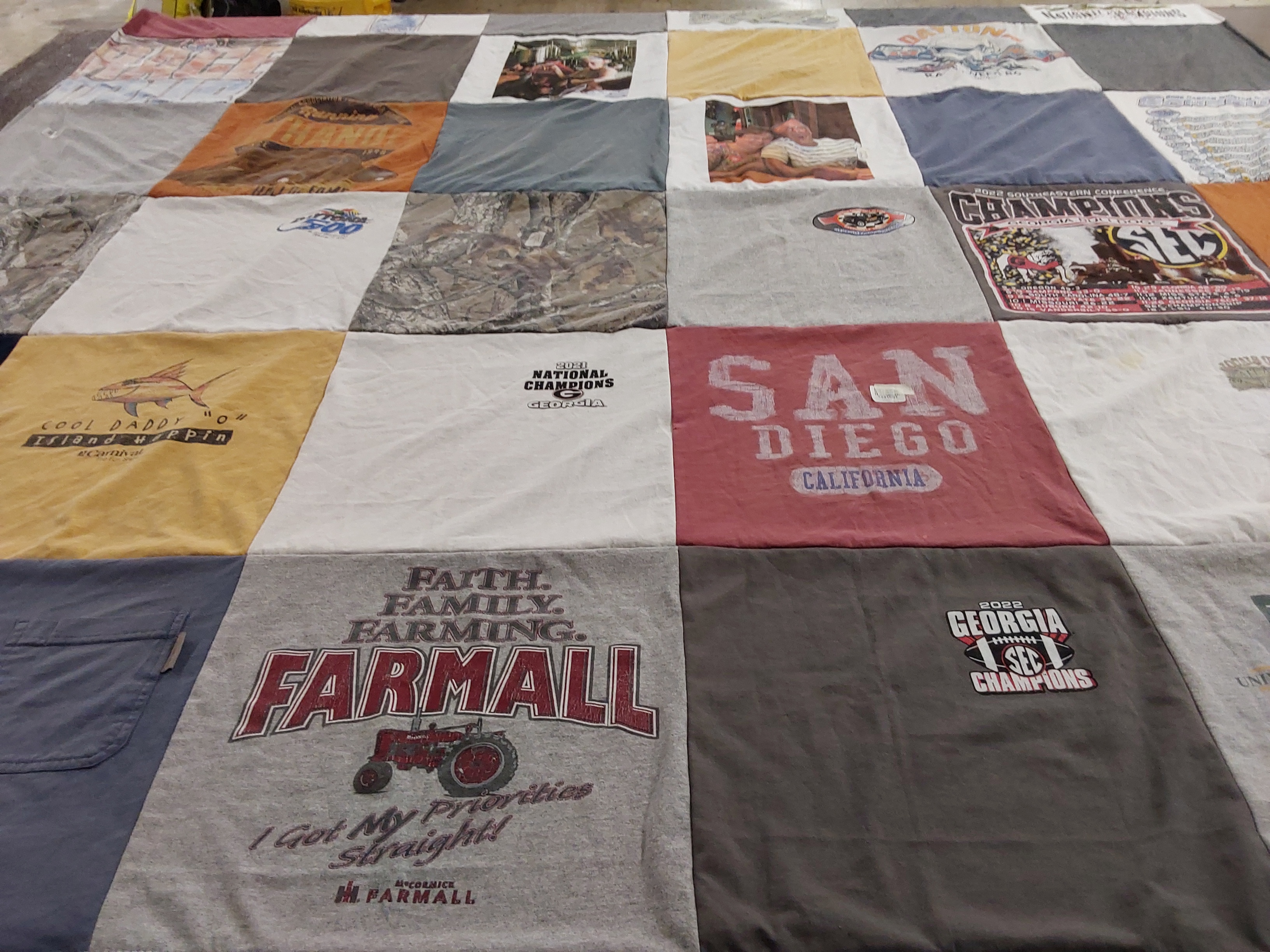 T-shirt quilt from university of georgia by Melissa from FL