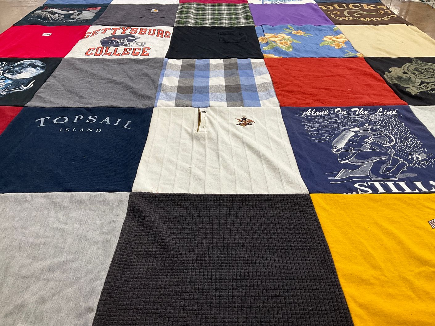 T-shirt quilt from gettysburg college by HOLLY from PA