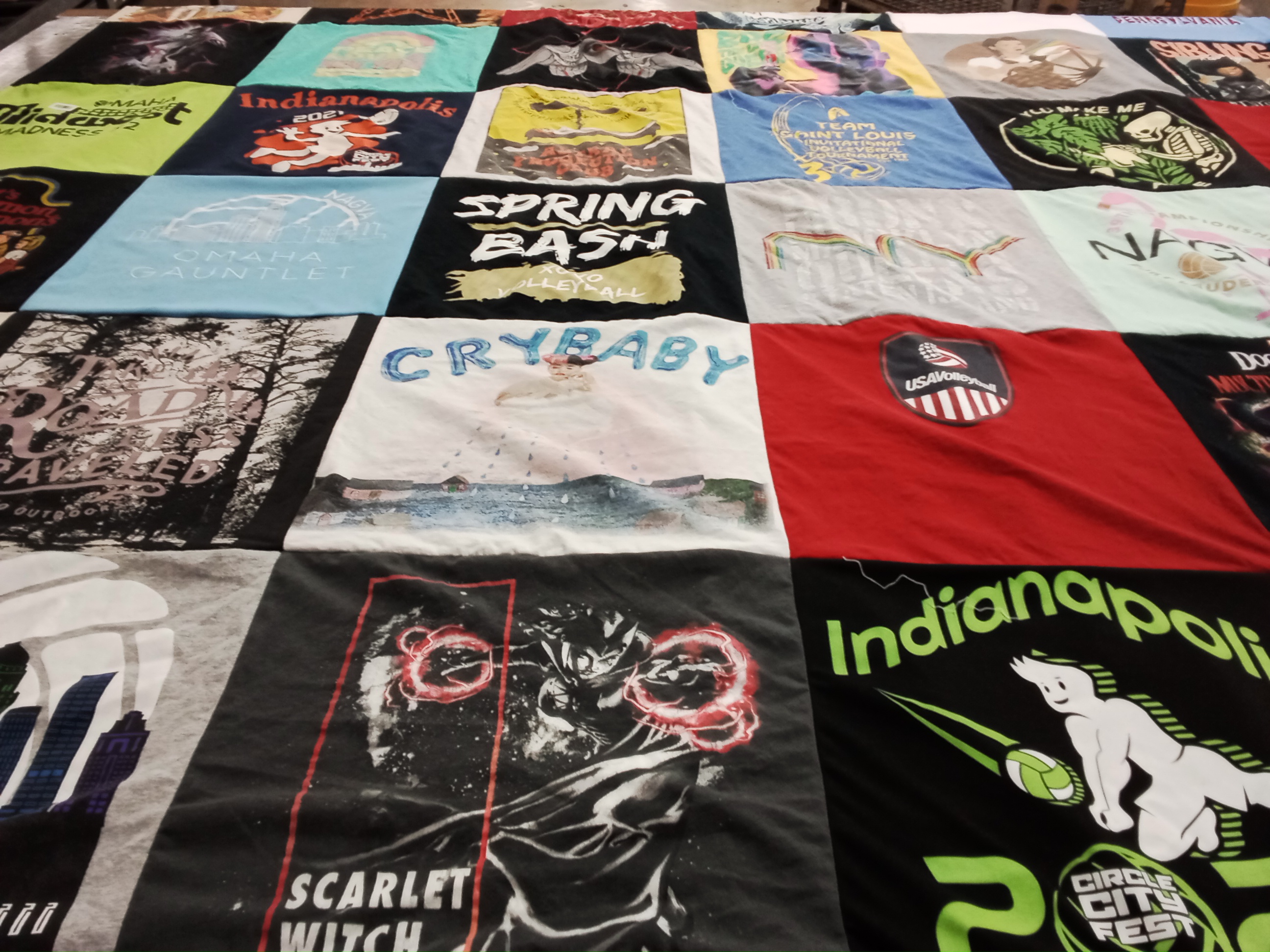 T-shirt quilt with volleyball, festivals themes by Chase from MO