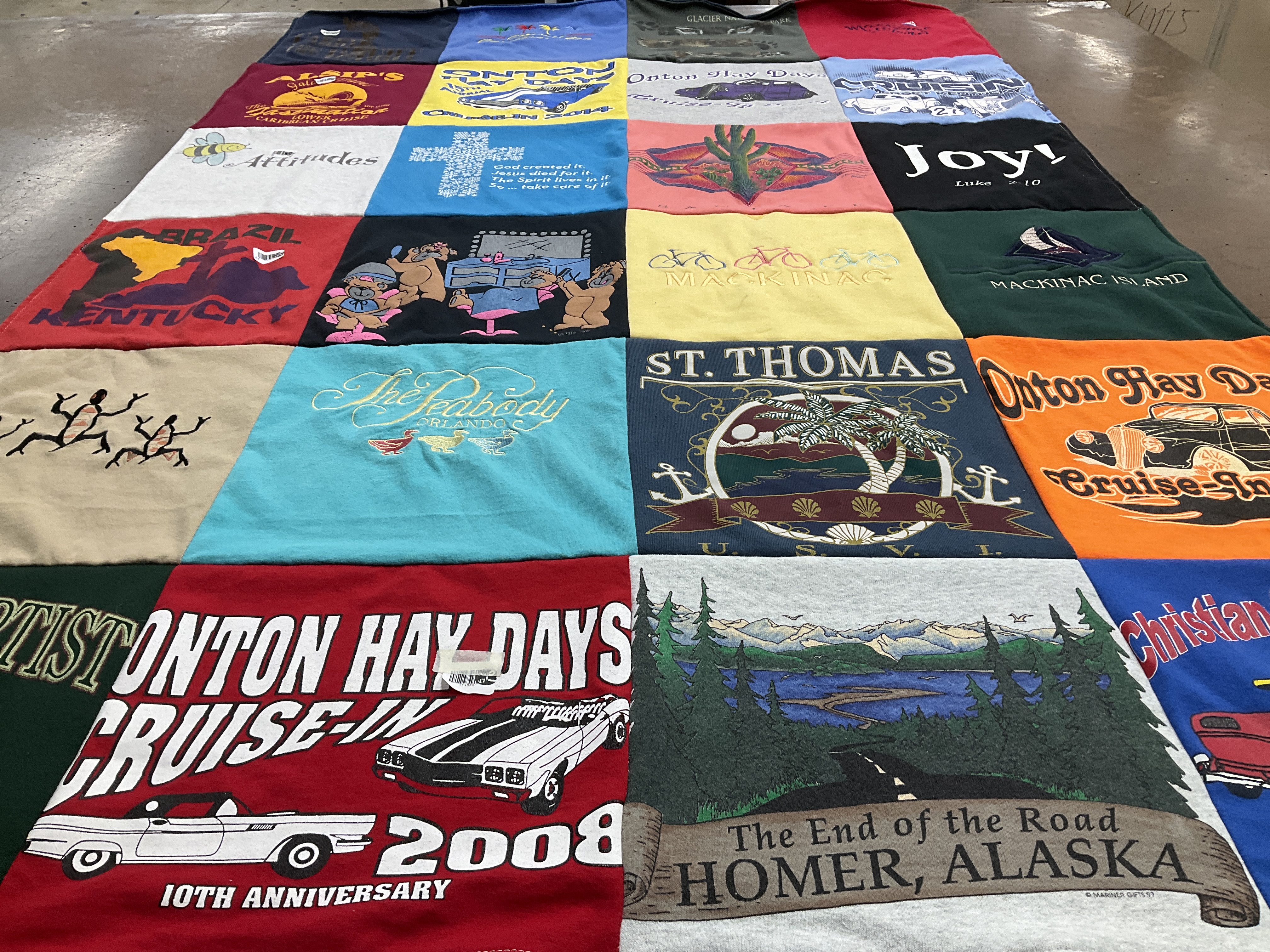 T-shirt quilt with travel, souvenirs themes by v from KY