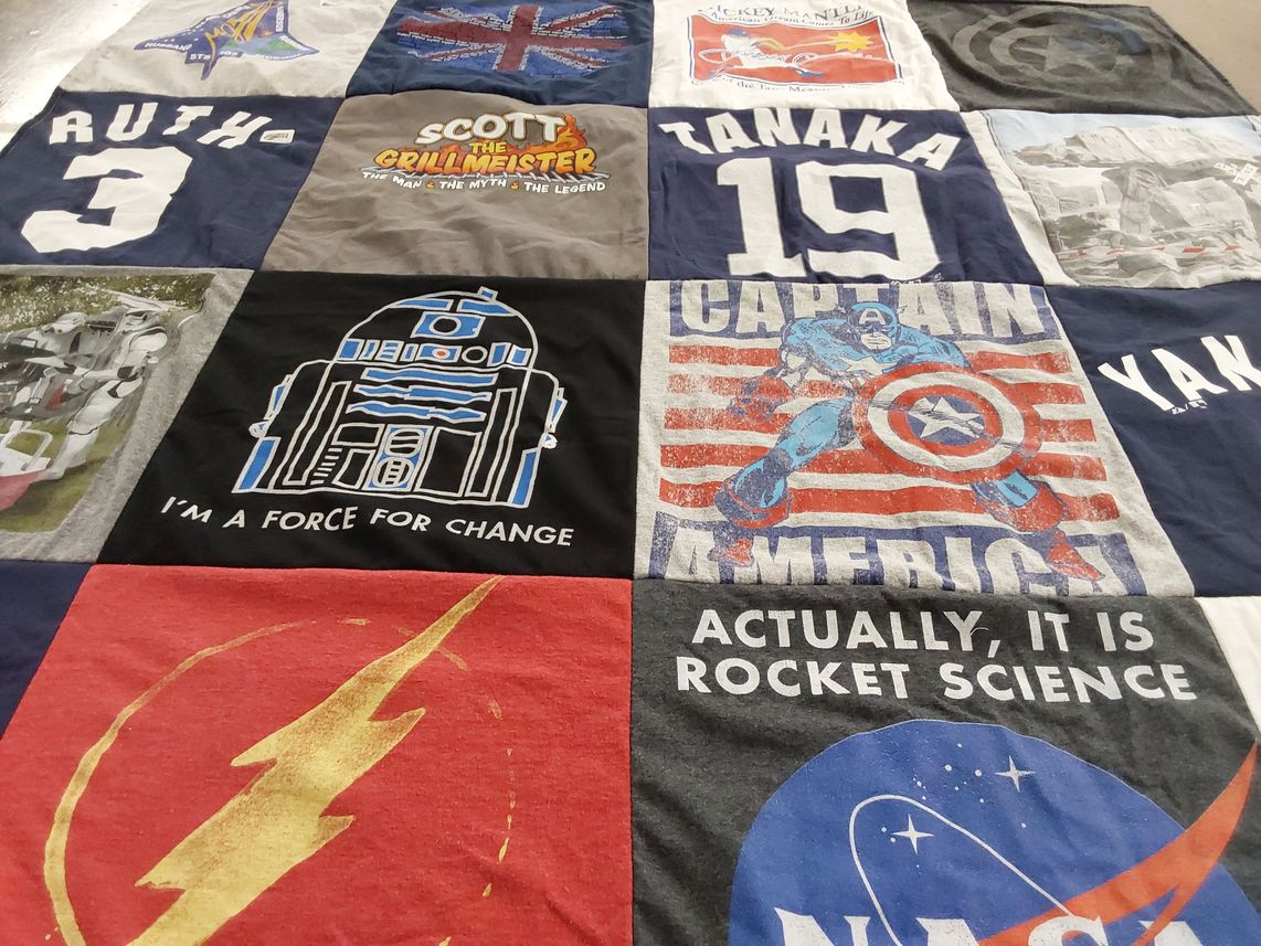 T-shirt quilt with science, comics themes by Paris from FL