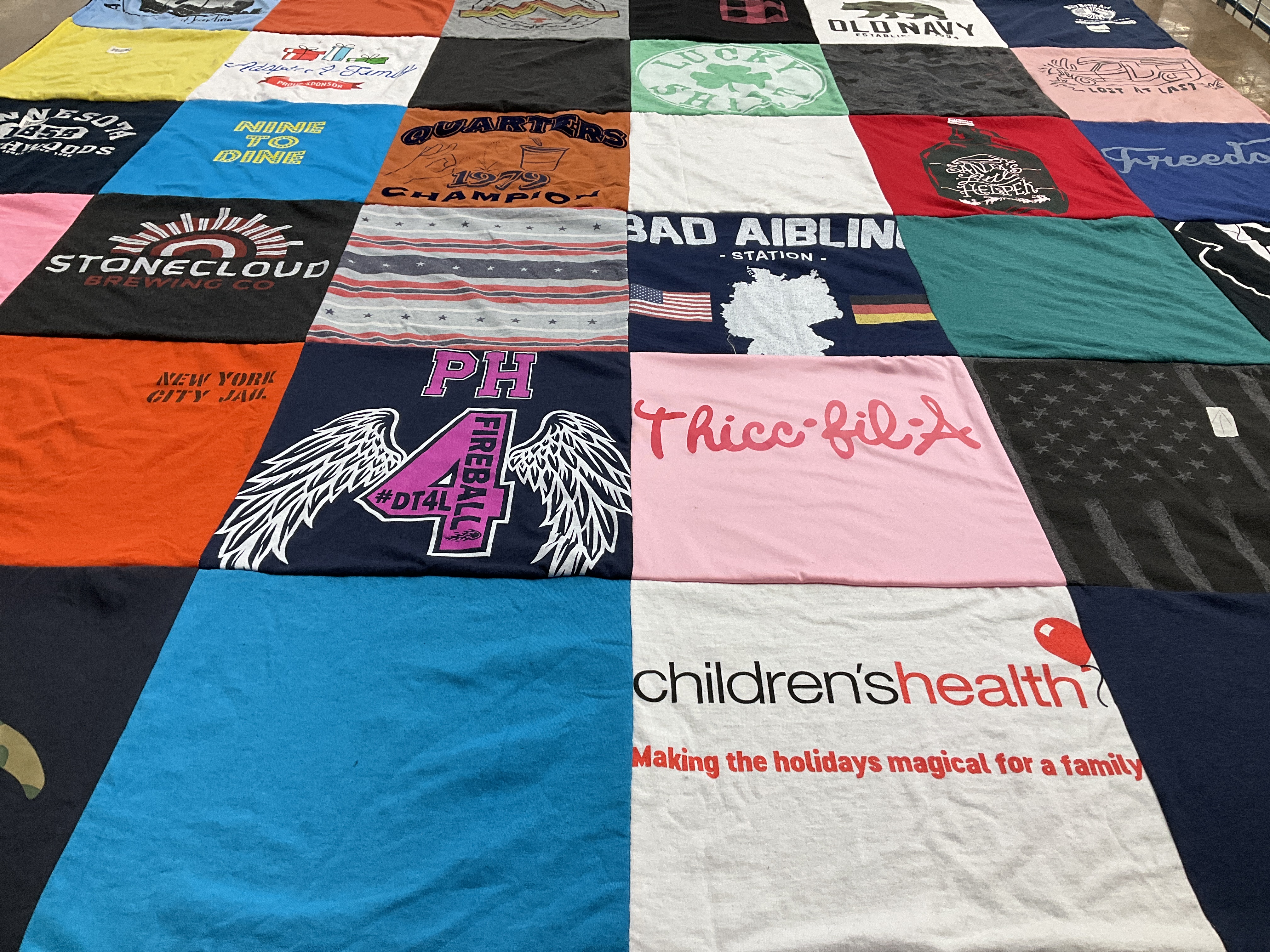 T-shirt quilt with brewing, drinking themes by STEVE from TX