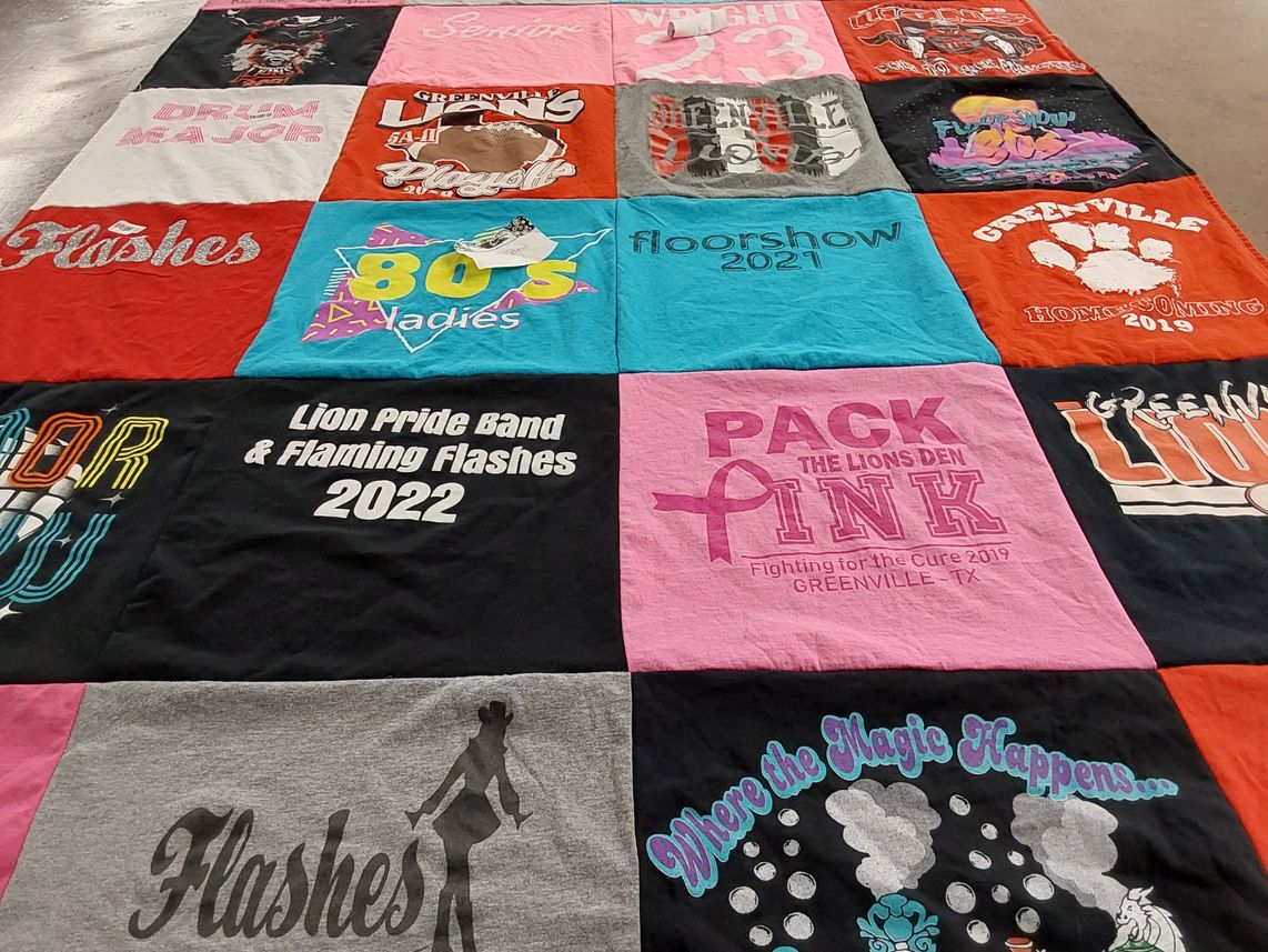 T-shirt quilt featuring greenville lions by Coletta from TX