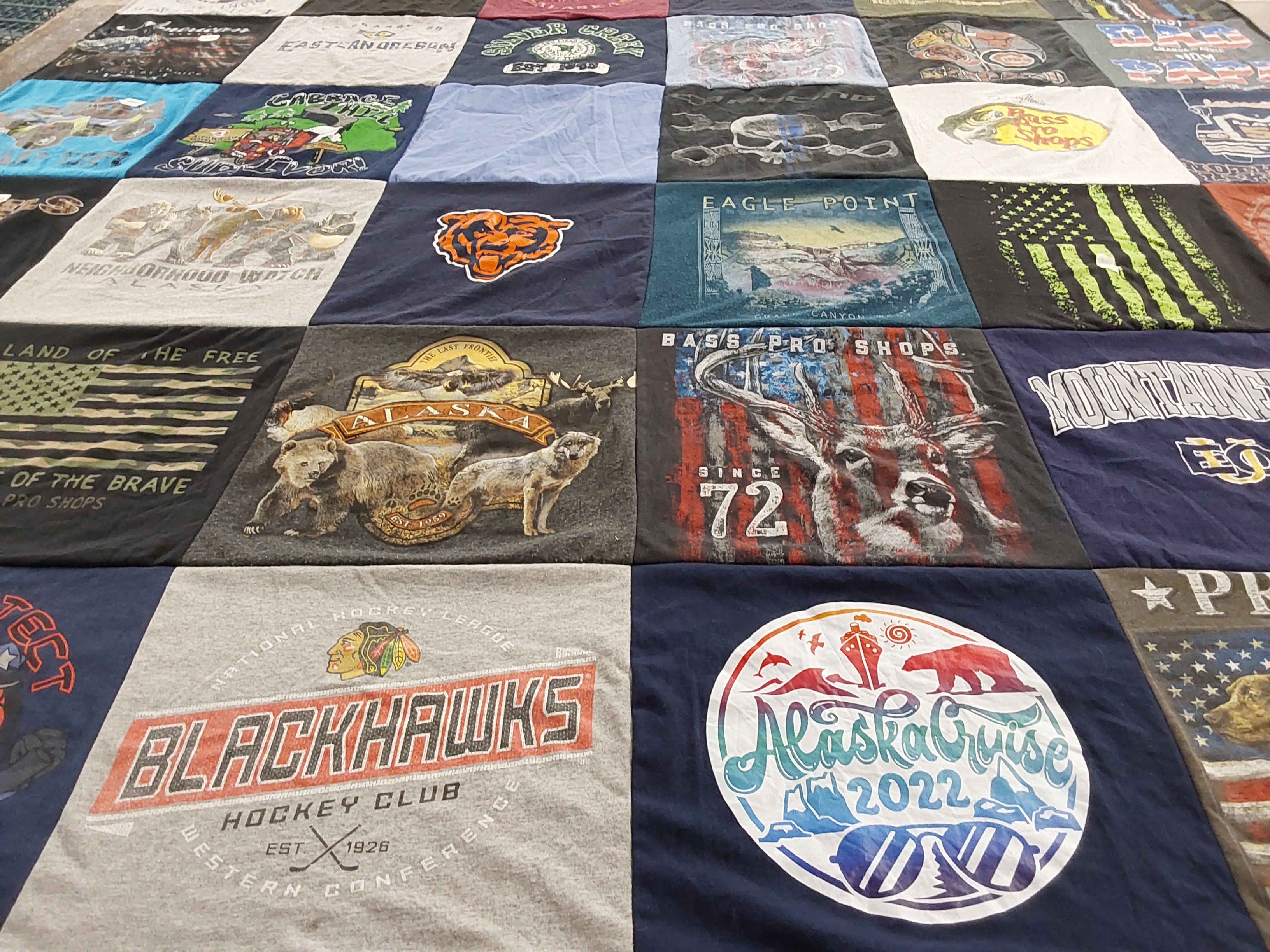 T-shirt quilt featuring chicago blackhawks hockey club by Danette from OR