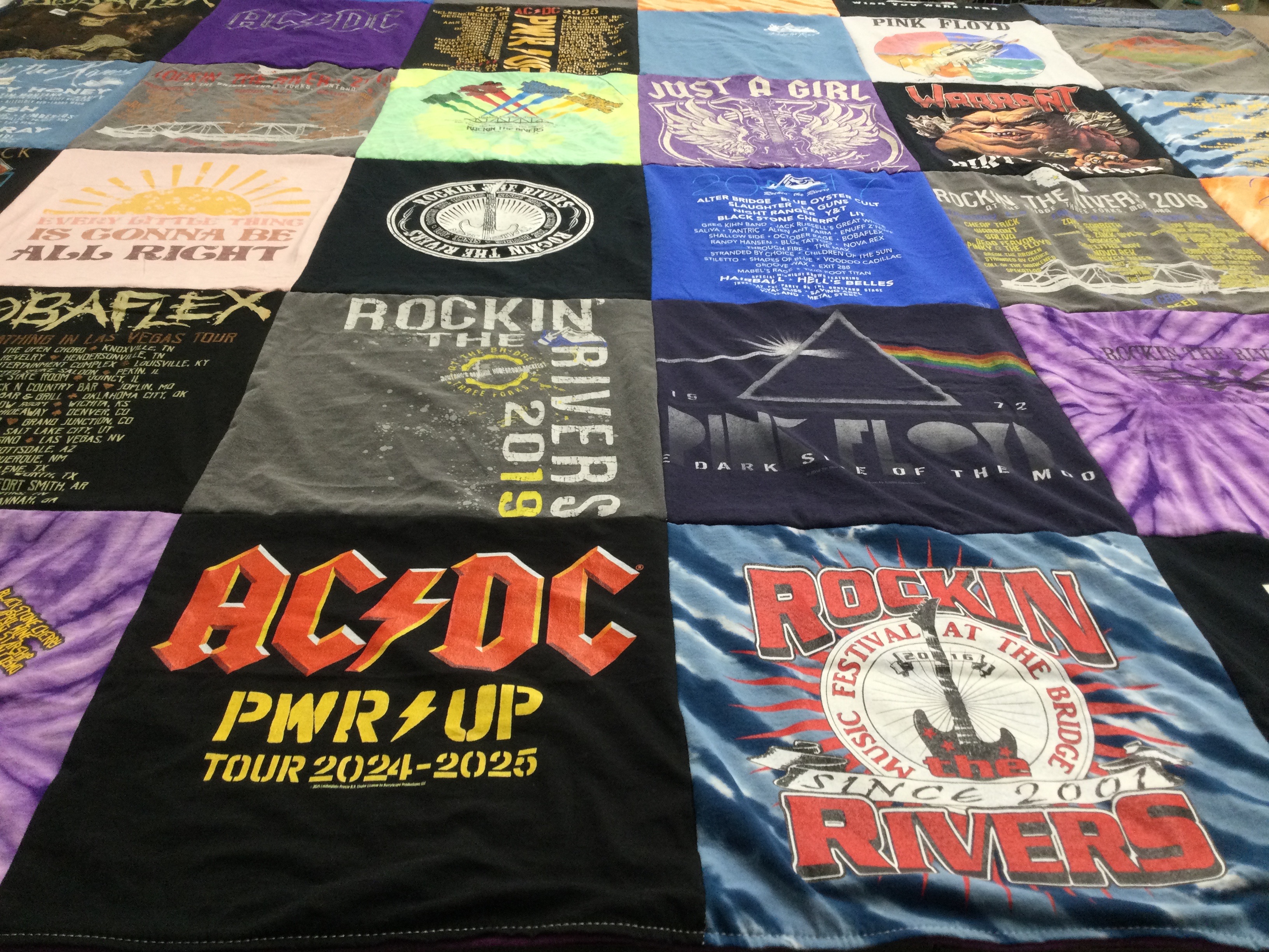 T-shirt quilt with music, concerts themes by Milt from MT