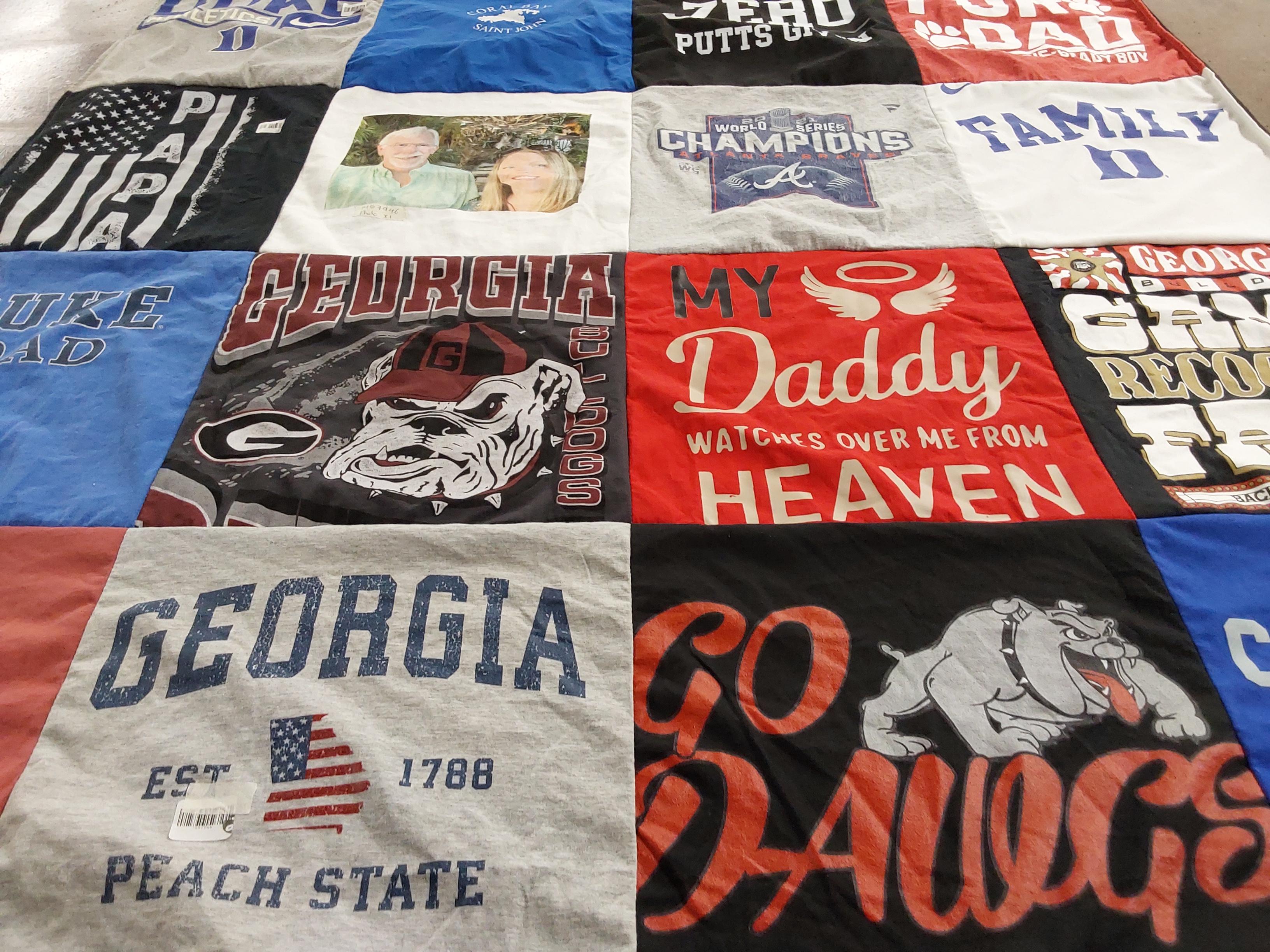 T-shirt quilt featuring university of georgia bulldogs by Lorraine from FL