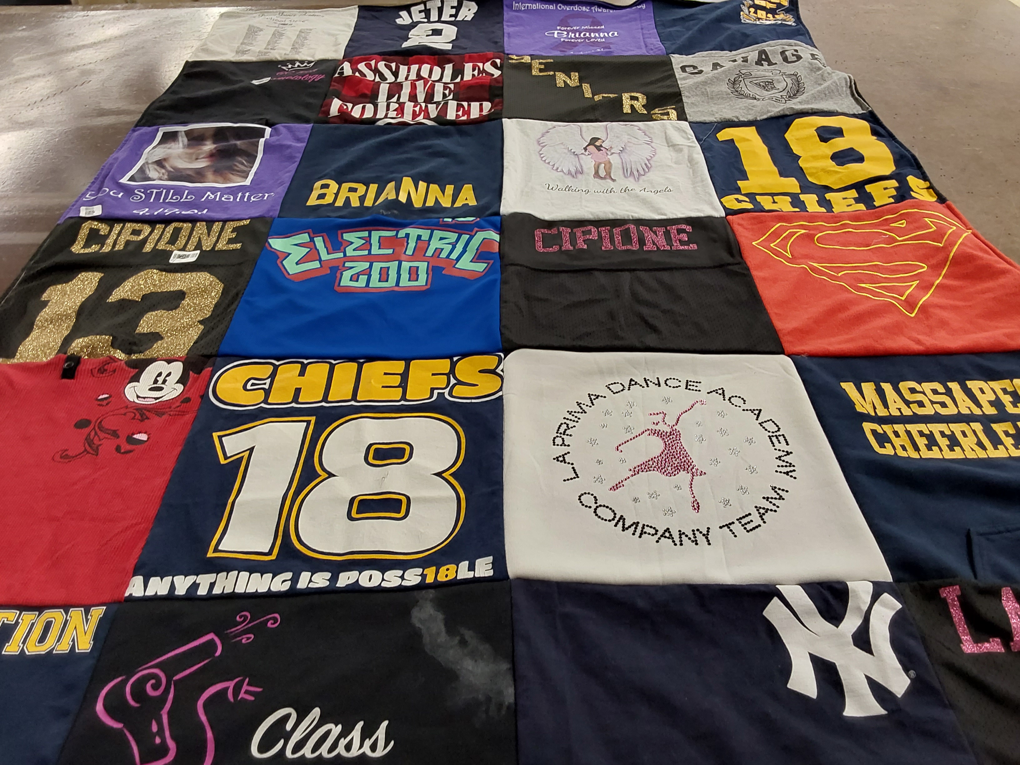 T-shirt quilt featuring chiefs by Chrsitne from NY