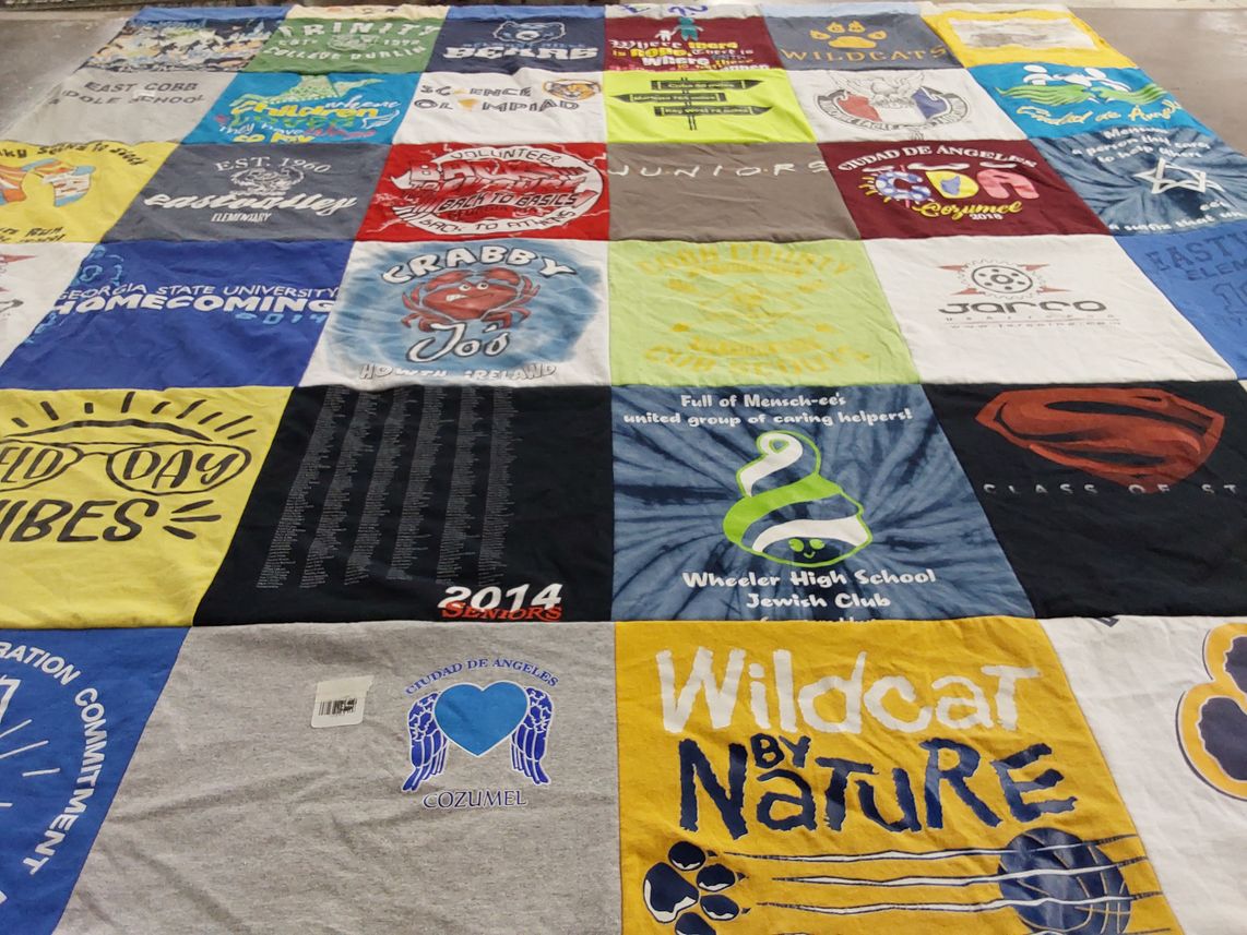 T-shirt quilt featuring wildcats by Daniel from GA