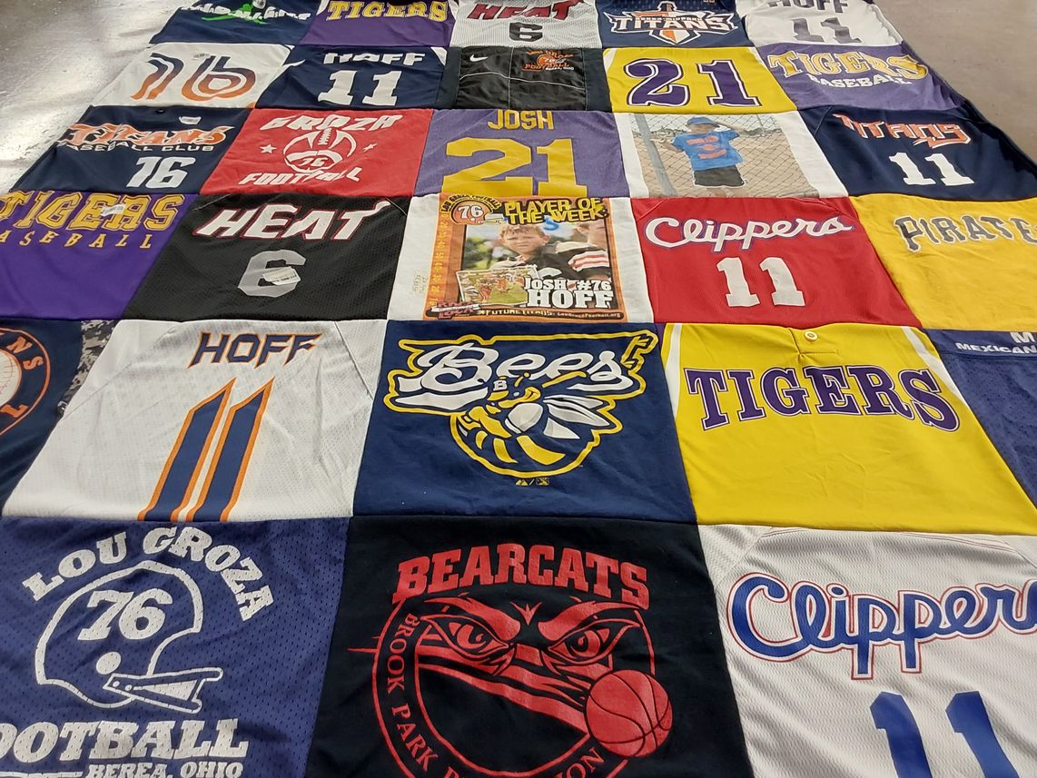 T-shirt quilt featuring tigers, titans by Regina from OH