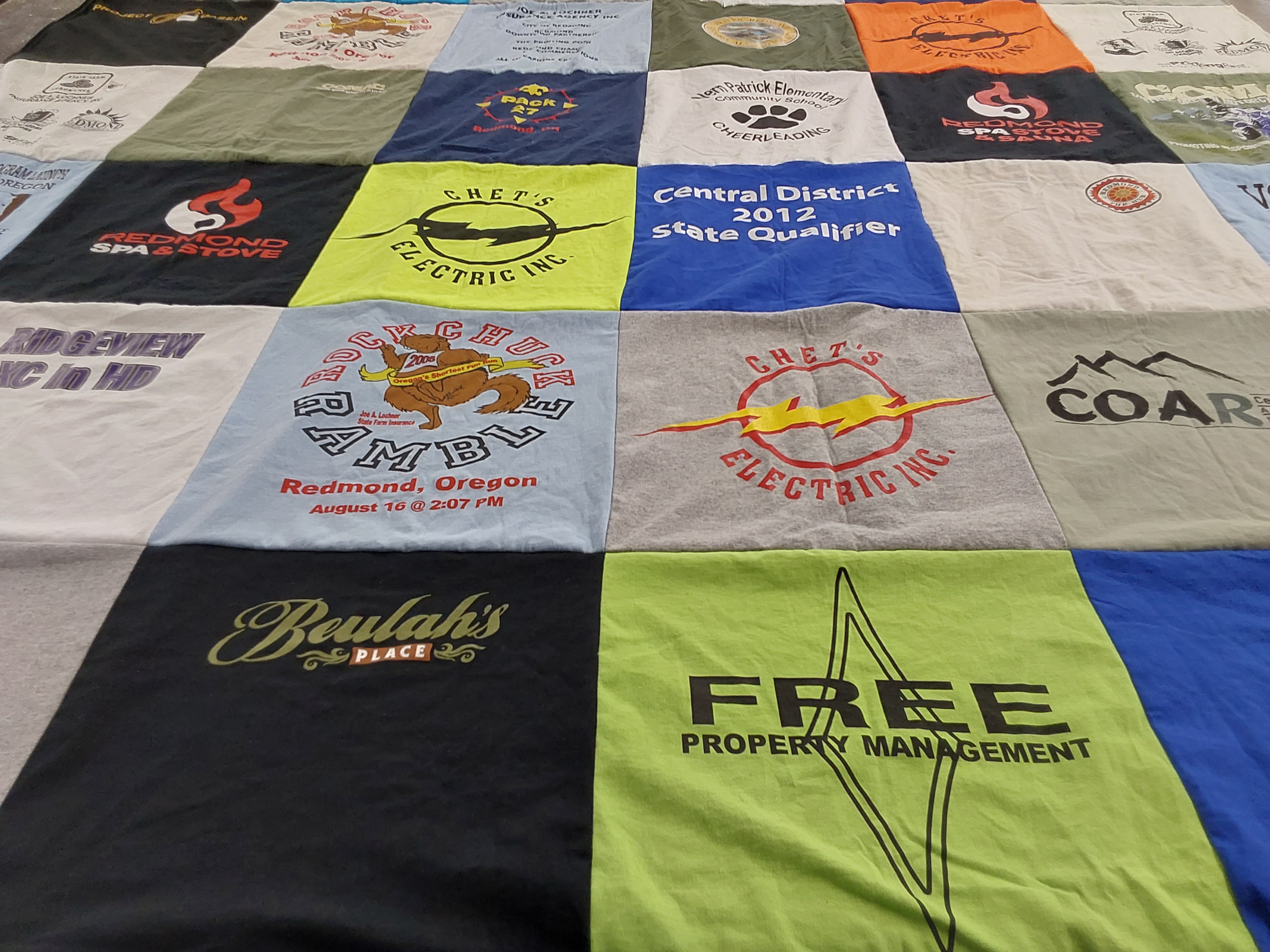 T-shirt quilt from ridgeview high school by Dianna from OR