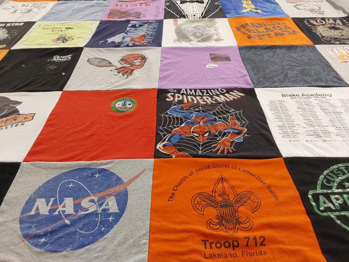 T-shirt quilt from blake academy by Dana from CA