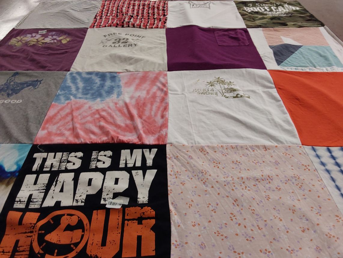 T-shirt quilt with fashion, art themes by Alejandra from NV