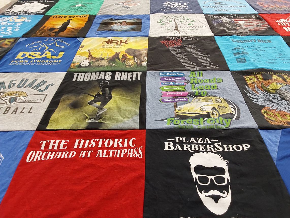 T-shirt quilt featuring jaguars by Tia from FL
