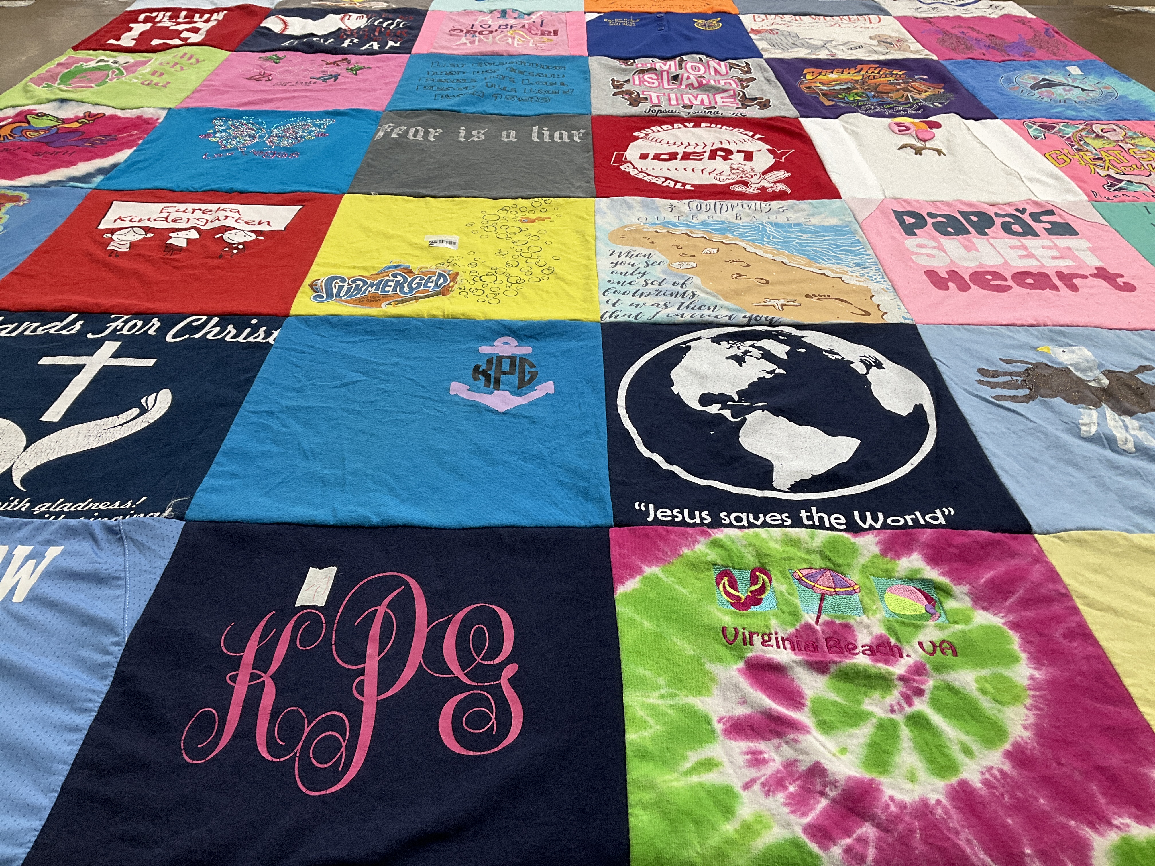 T-shirt quilt from eureka kindergarten by Jessica from VA