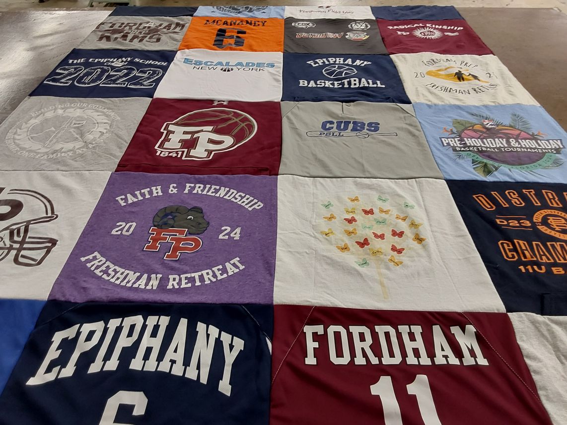 T-shirt quilt featuring cubs by Brooke from NY