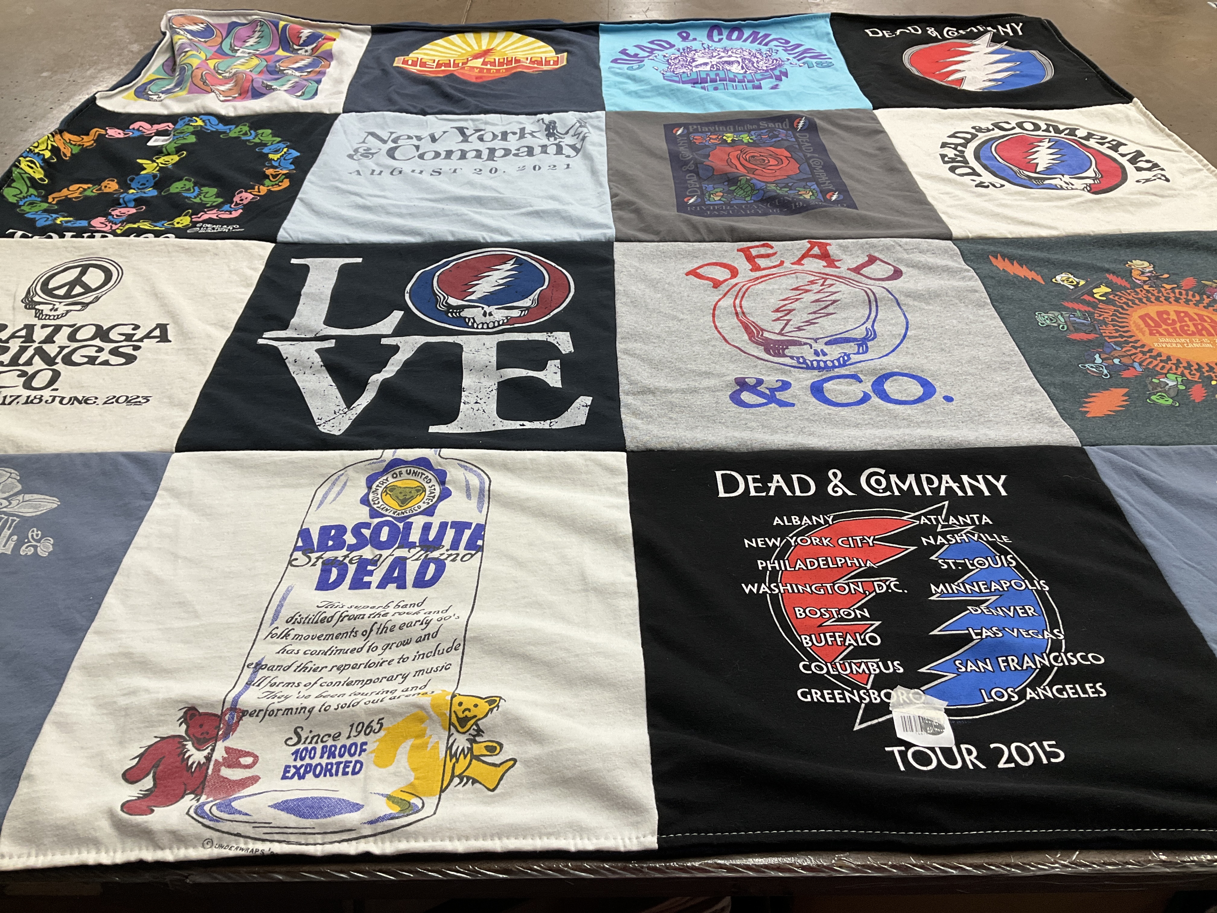 T-shirt quilt with music, concerts themes by Liza from NY
