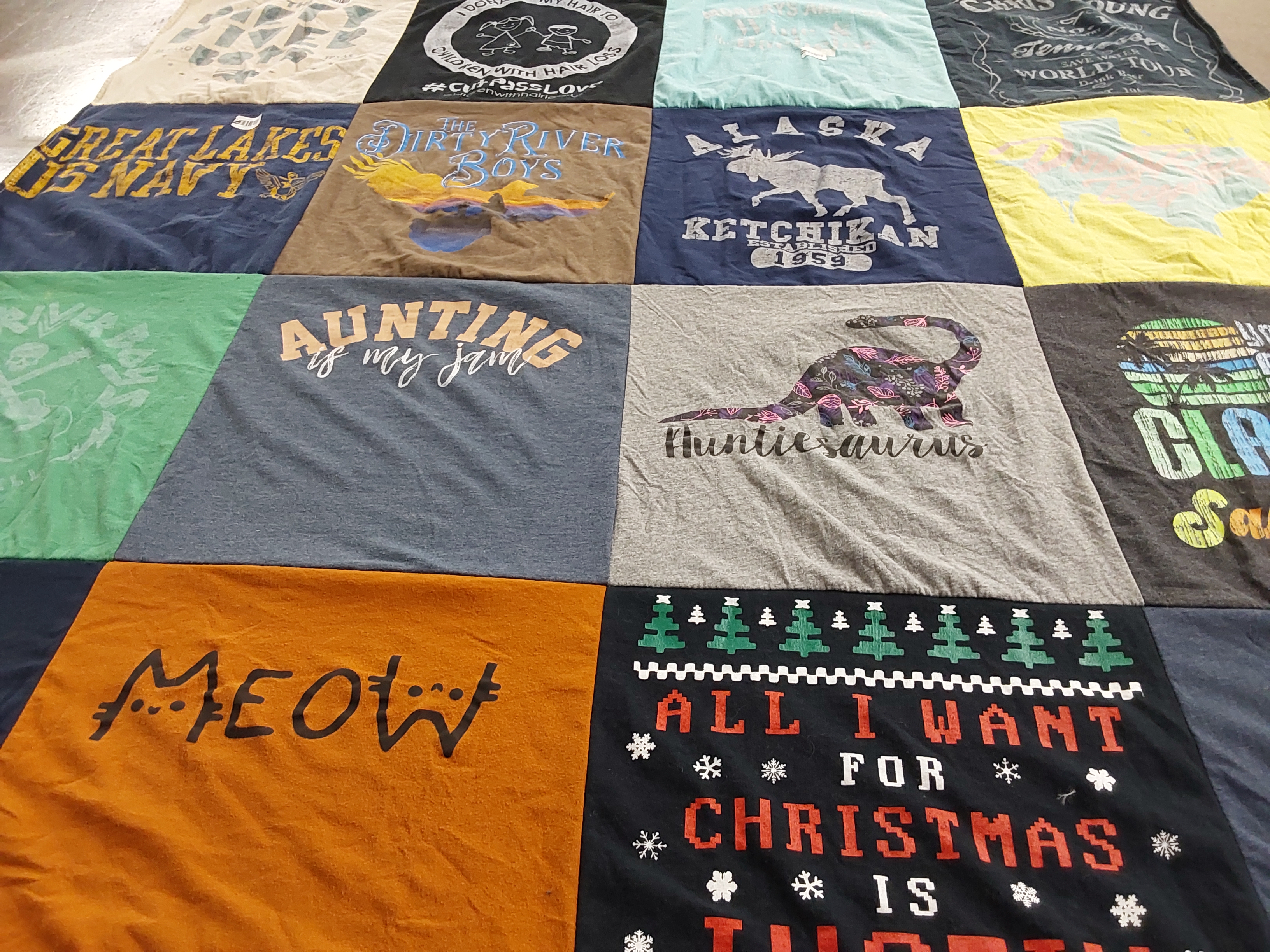 T-shirt quilt with navy, hunting themes by Lizzie from TX