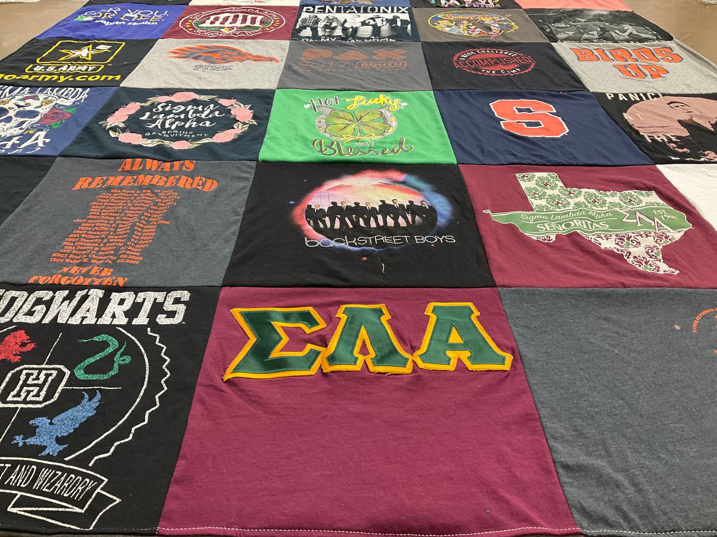 T-shirt quilt from syracuse university by Kimberlyne from AR
