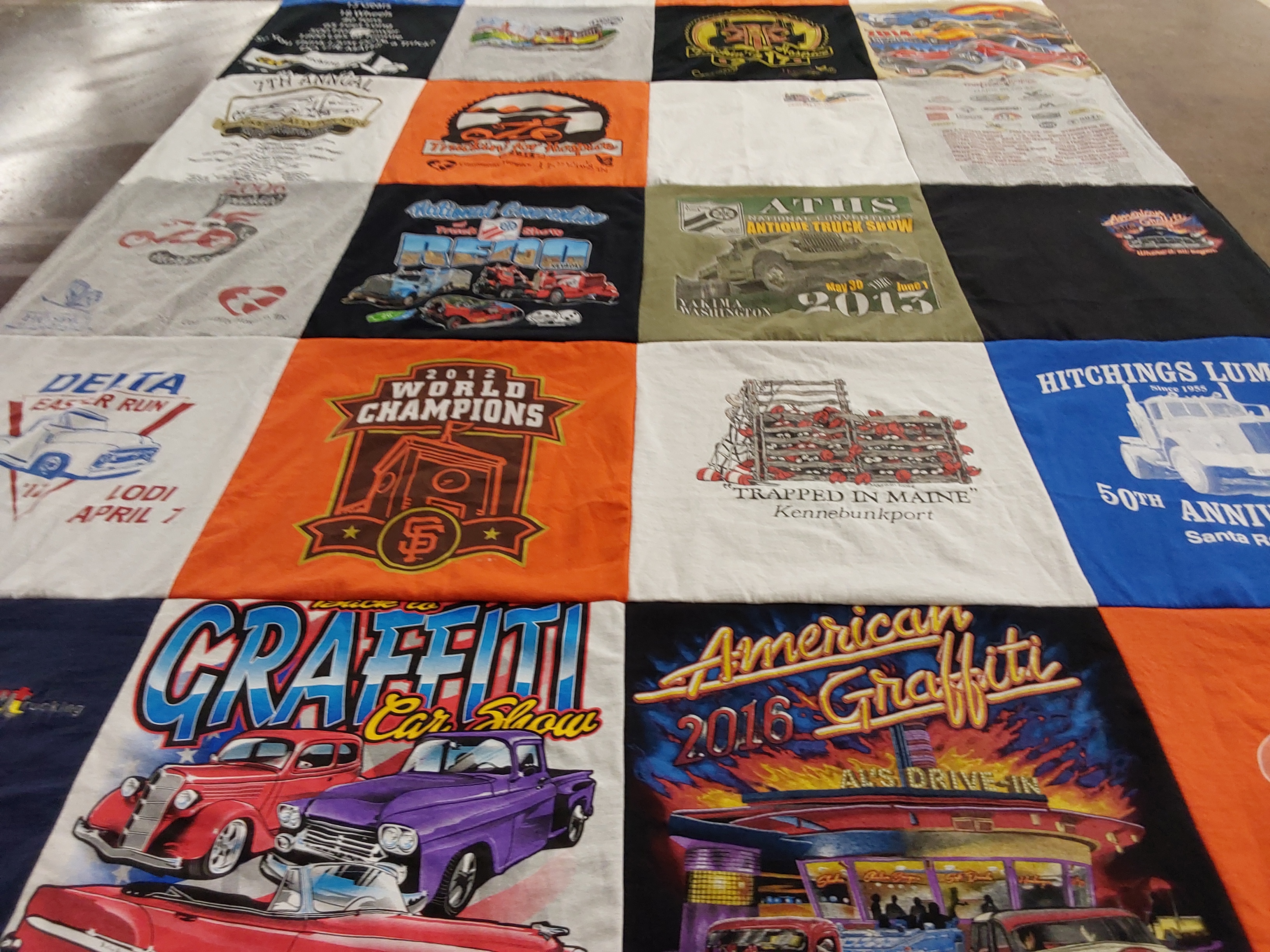 T-shirt quilt with cars, collecting themes by Rebecca from CA