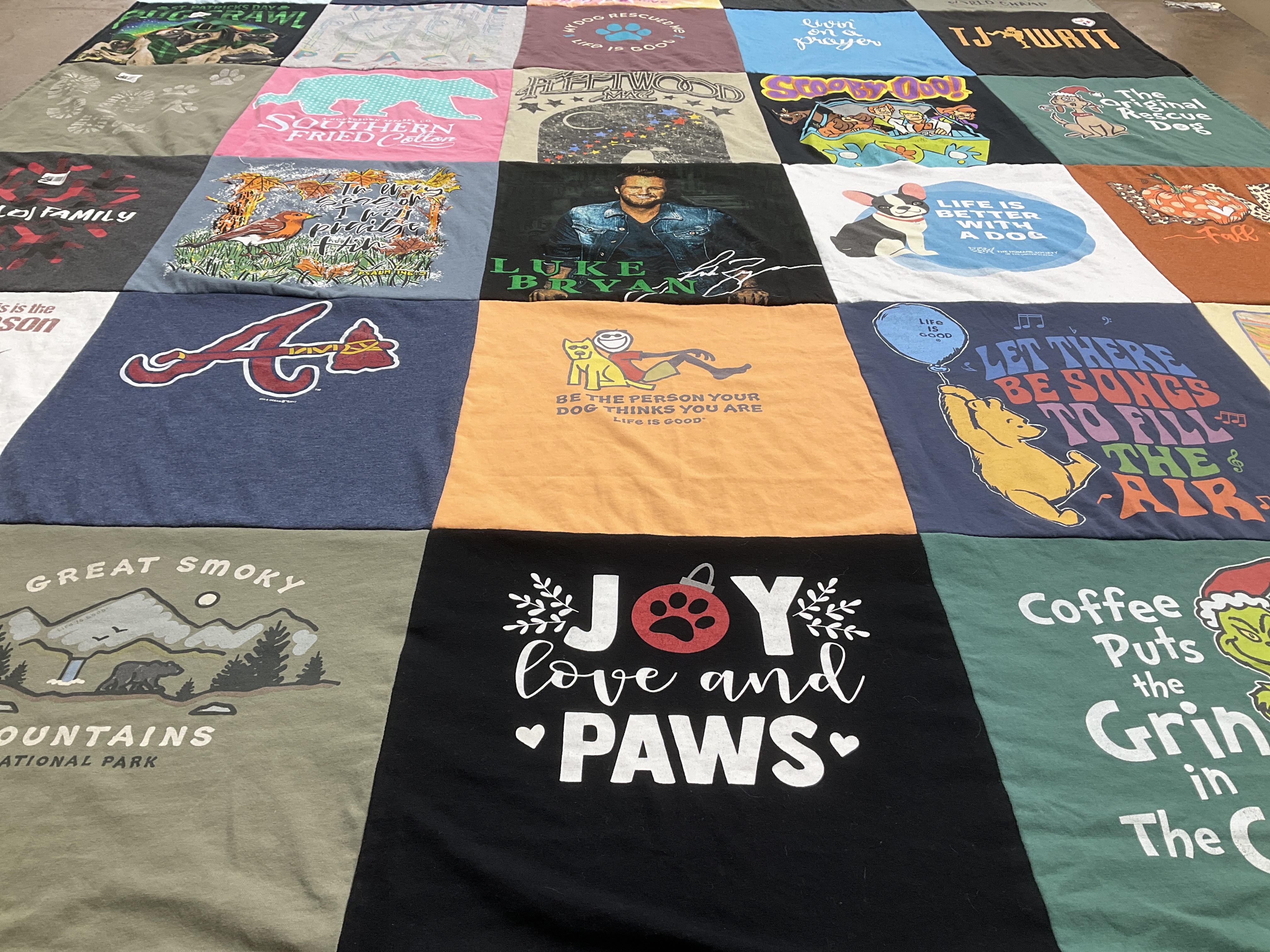 T-shirt quilt with outdoors, animals themes by Dawn from SC