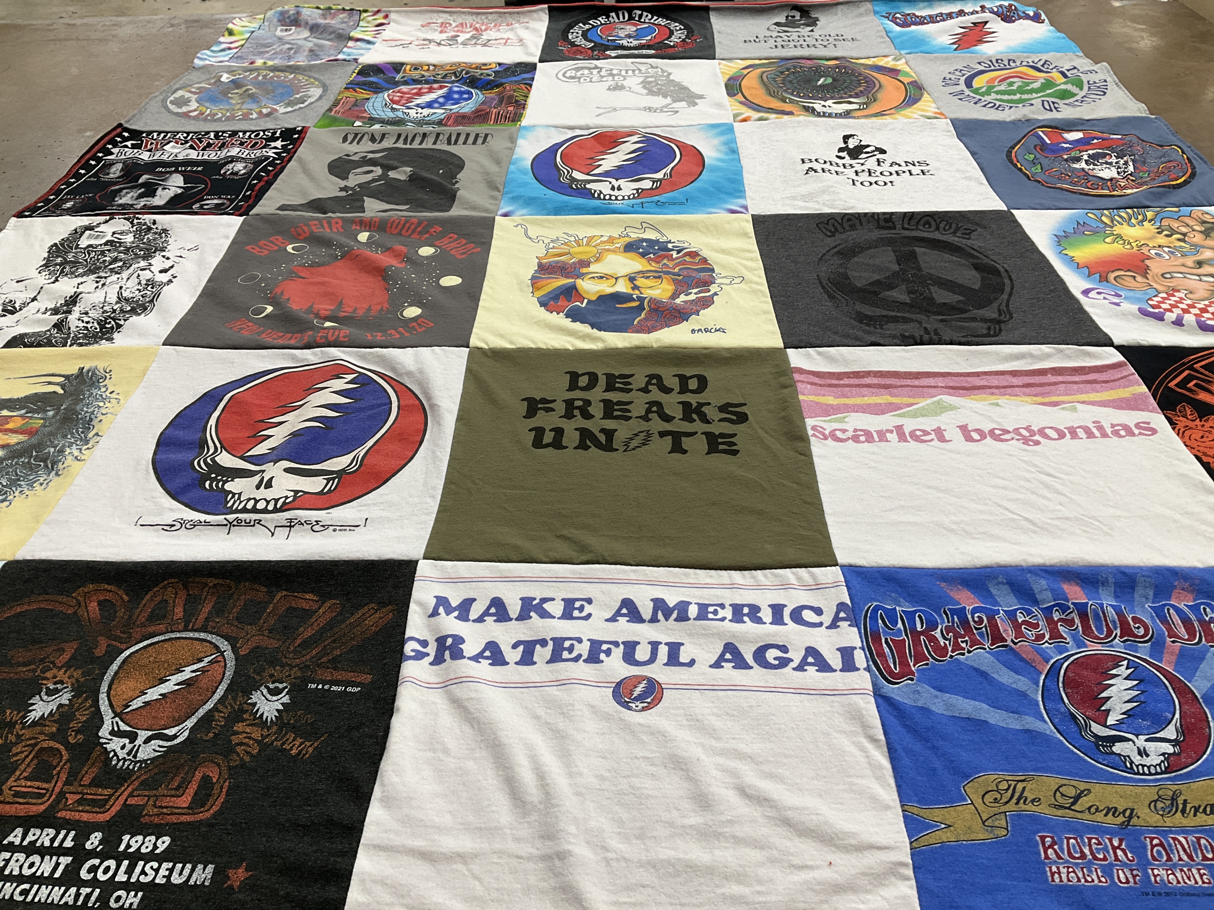 T-shirt quilt with music, concerts themes by Willow from OH