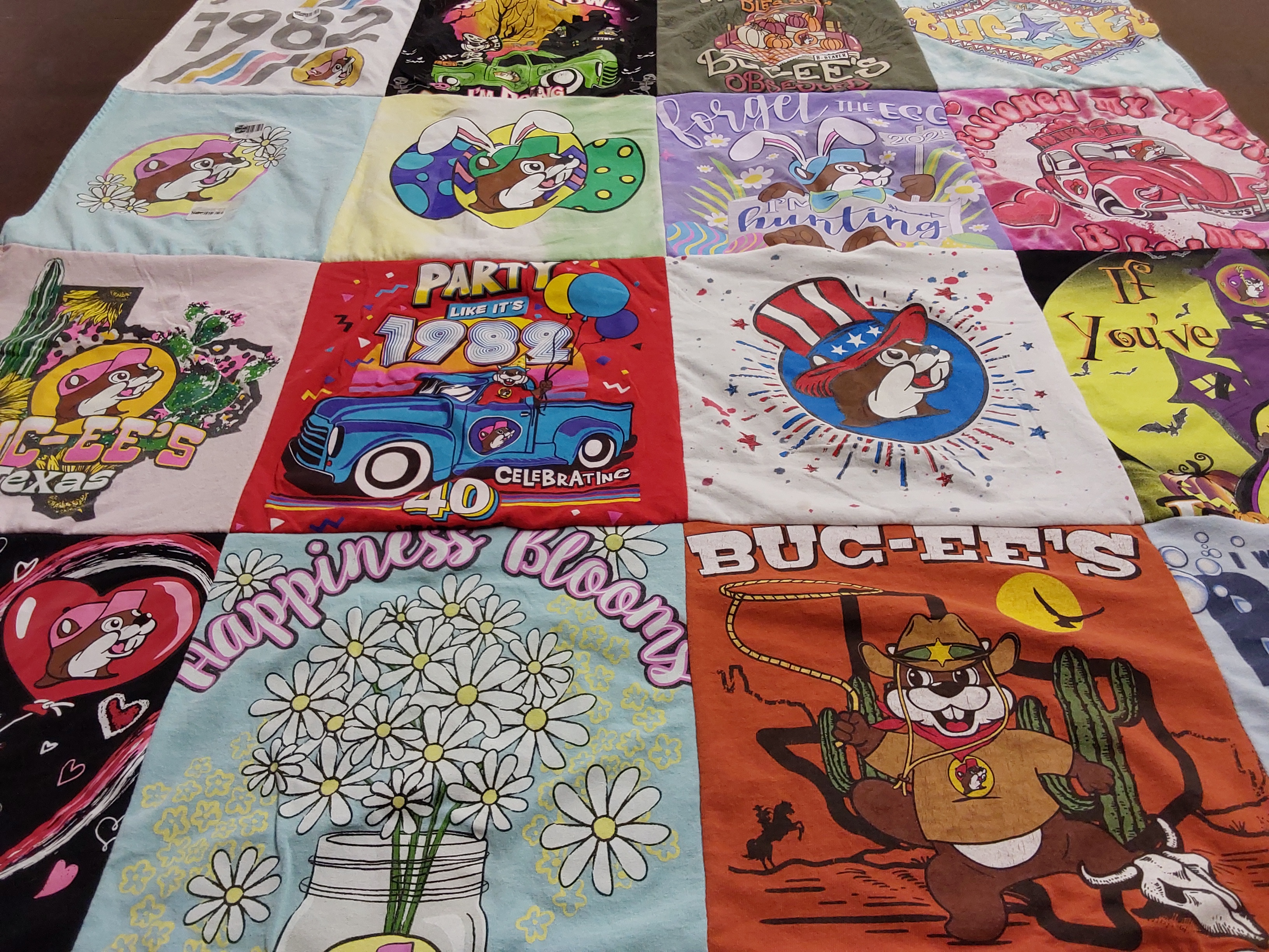 T-shirt quilt with buc-ee's, parties themes by Margie from TX