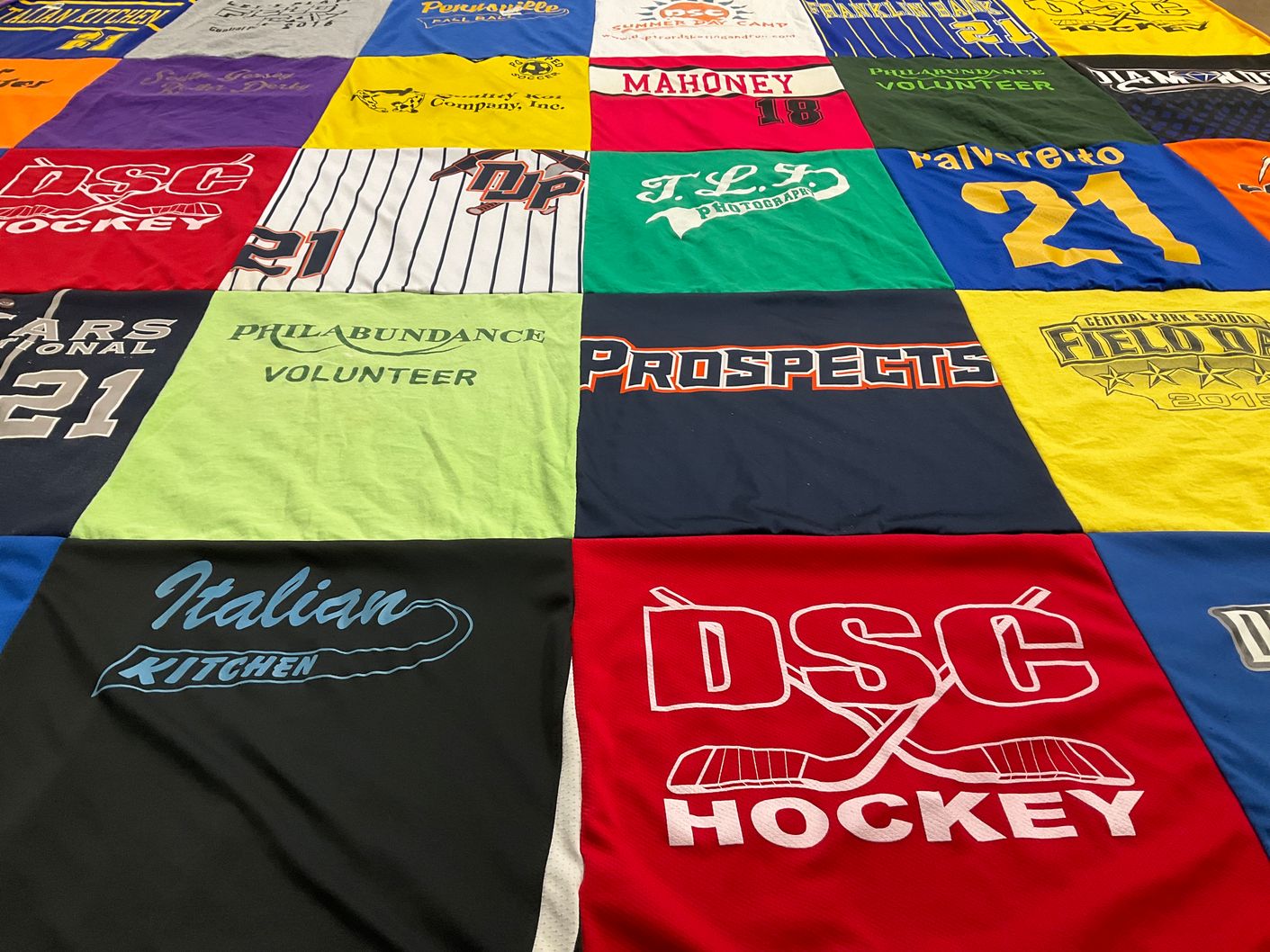 T-shirt quilt featuring hockey team by Mary from NJ