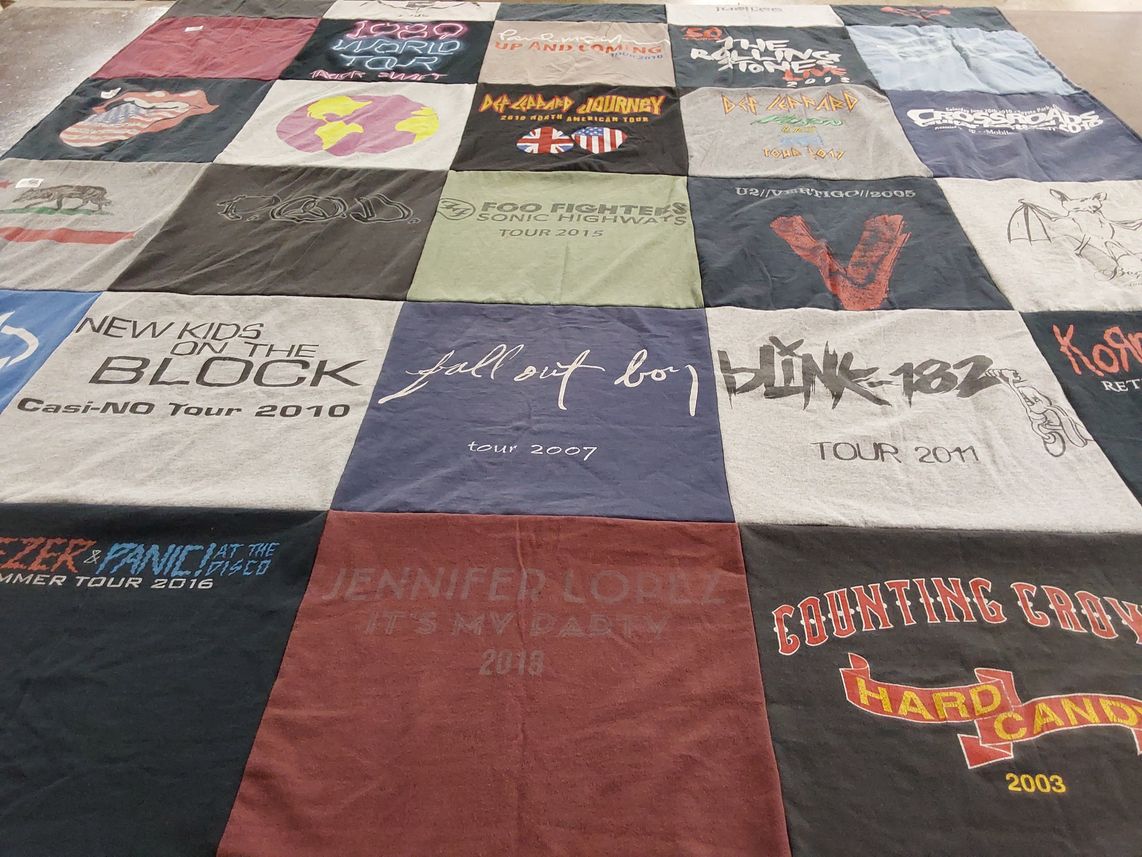 T-shirt quilt with music, concerts themes by Patrice from IL