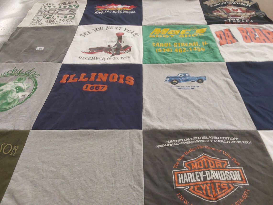 T-shirt quilt from illinois state university by Lisa from IL