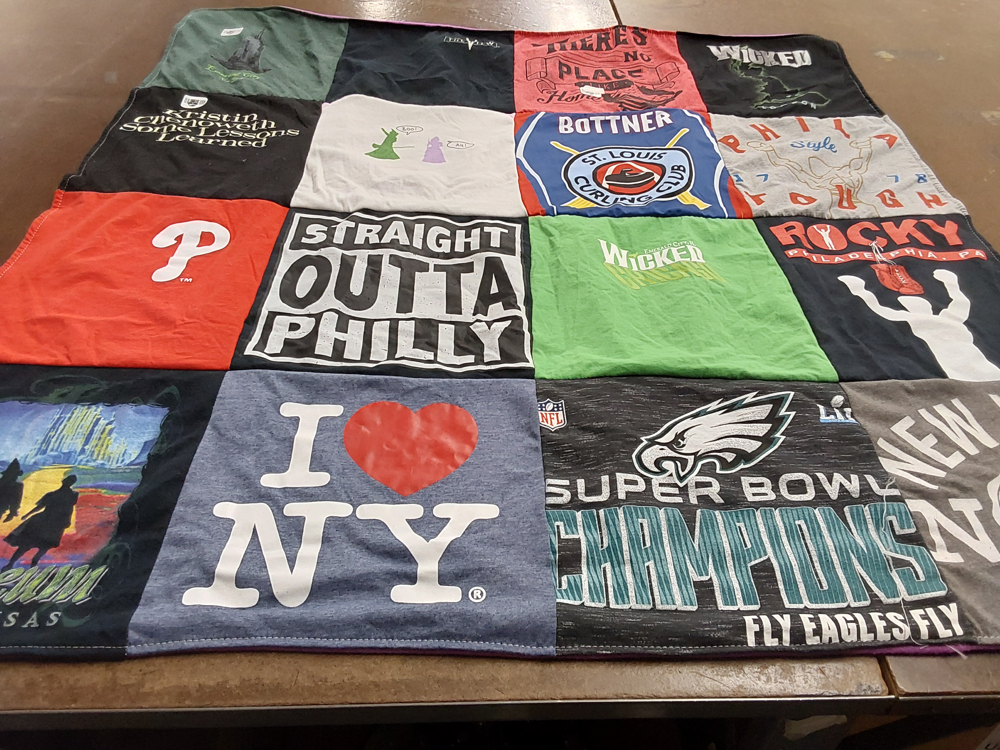 T-shirt quilt featuring philadelphia eagles by Tamila from MO