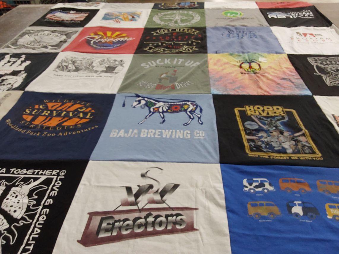 T-shirt quilt with wildlife, adventure themes by HAILEY from WA