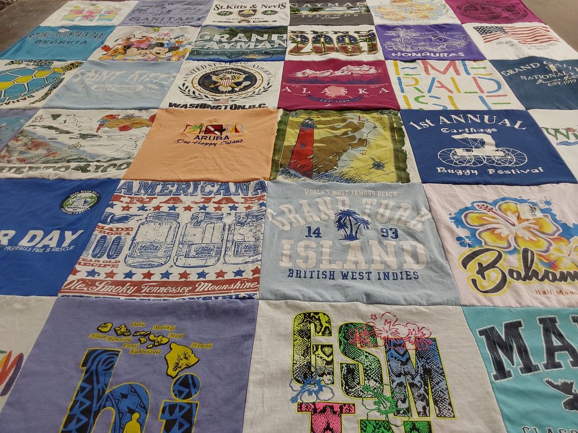 T-shirt quilt with travel, beaches themes by Jayrene from NC