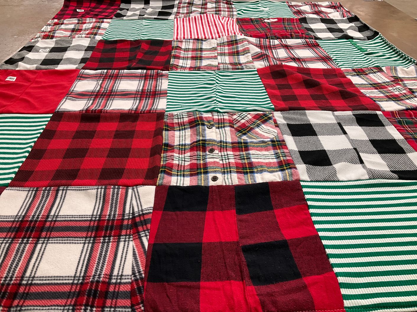 T-shirt quilt with outdoor activities, cozy fashion themes by Ashley from UT