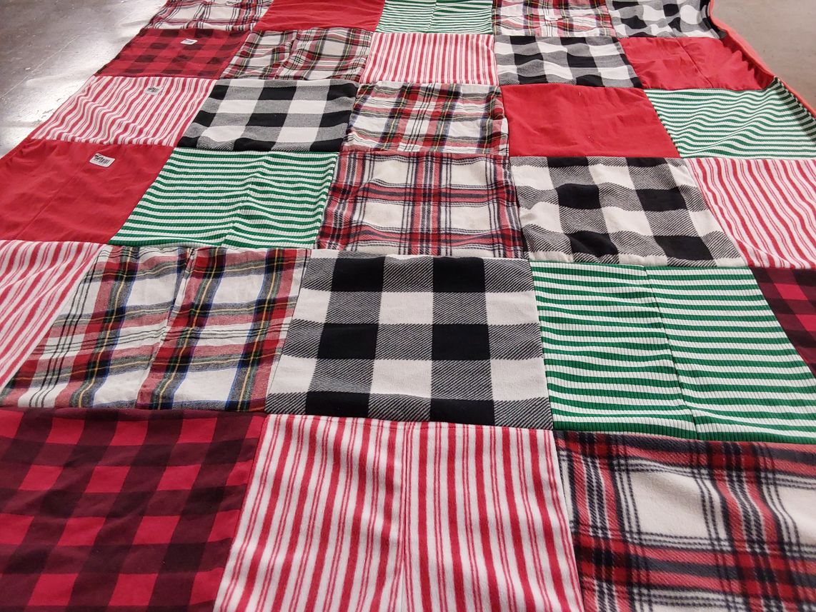 T-shirt quilt by Ashley from UT