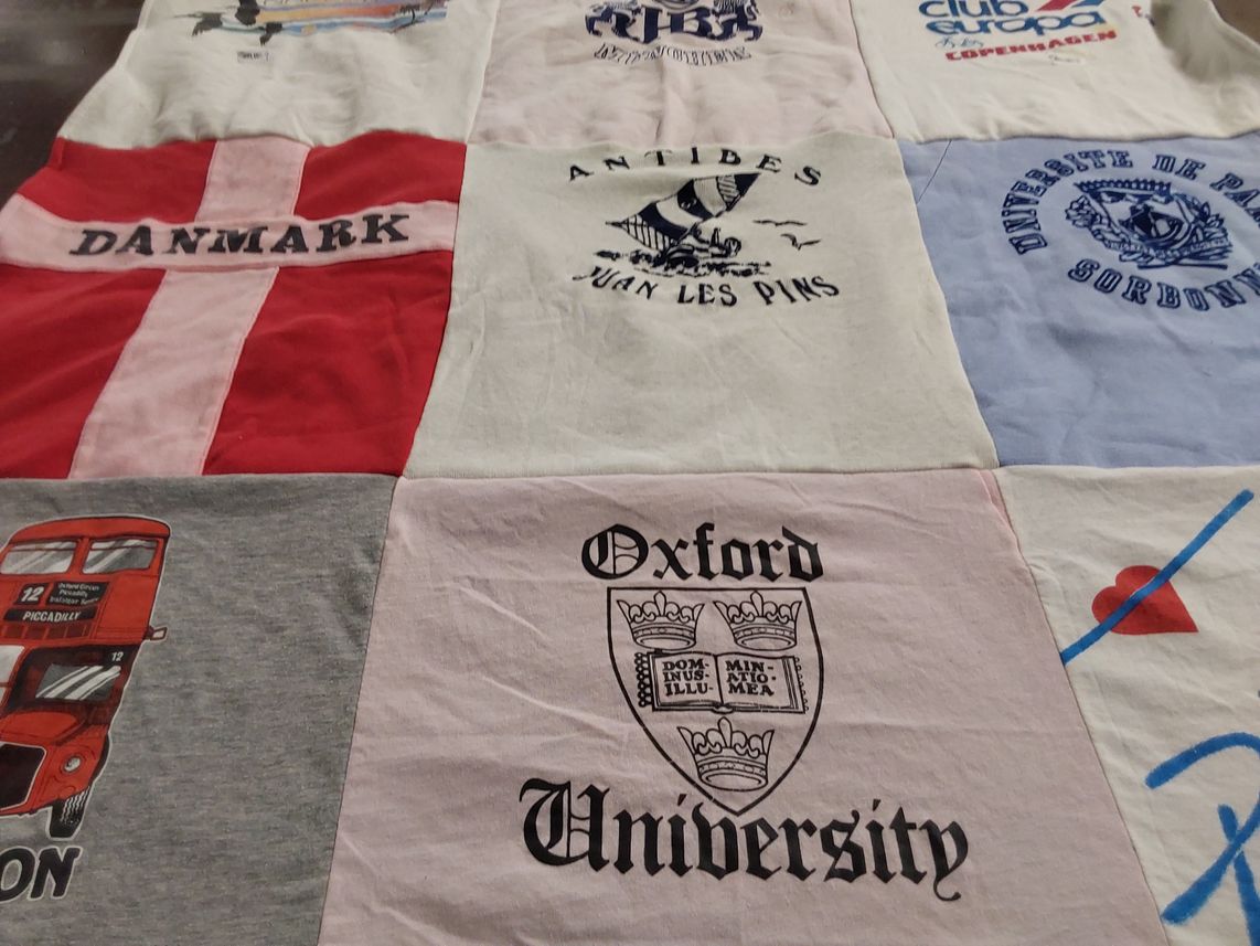 T-shirt quilt from oxford university, université de paris sorbonne by Michelle from CA