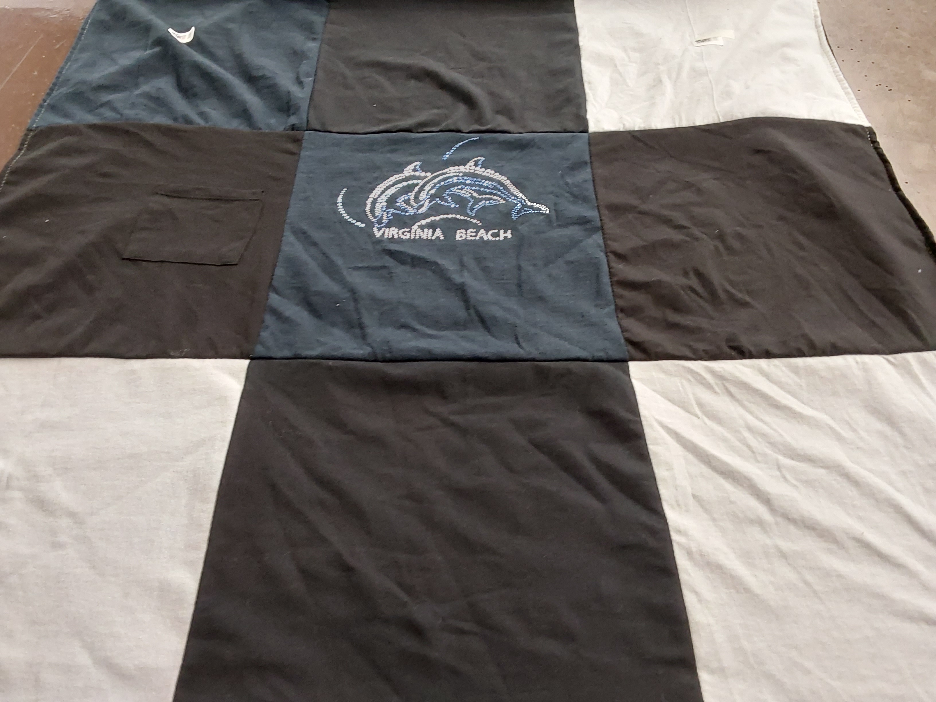 T-shirt quilt with beach, ocean themes by Edwina from NY