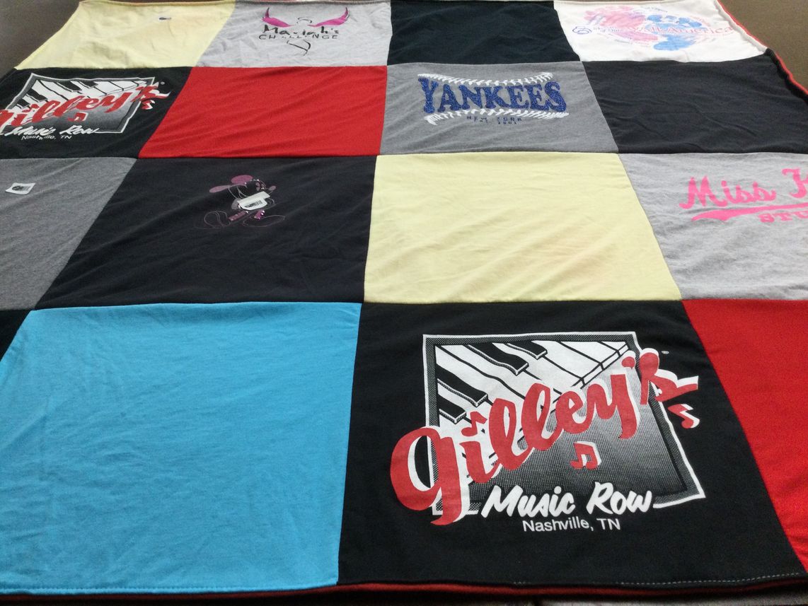 T-shirt quilt featuring new york yankees by Kimberly from MT