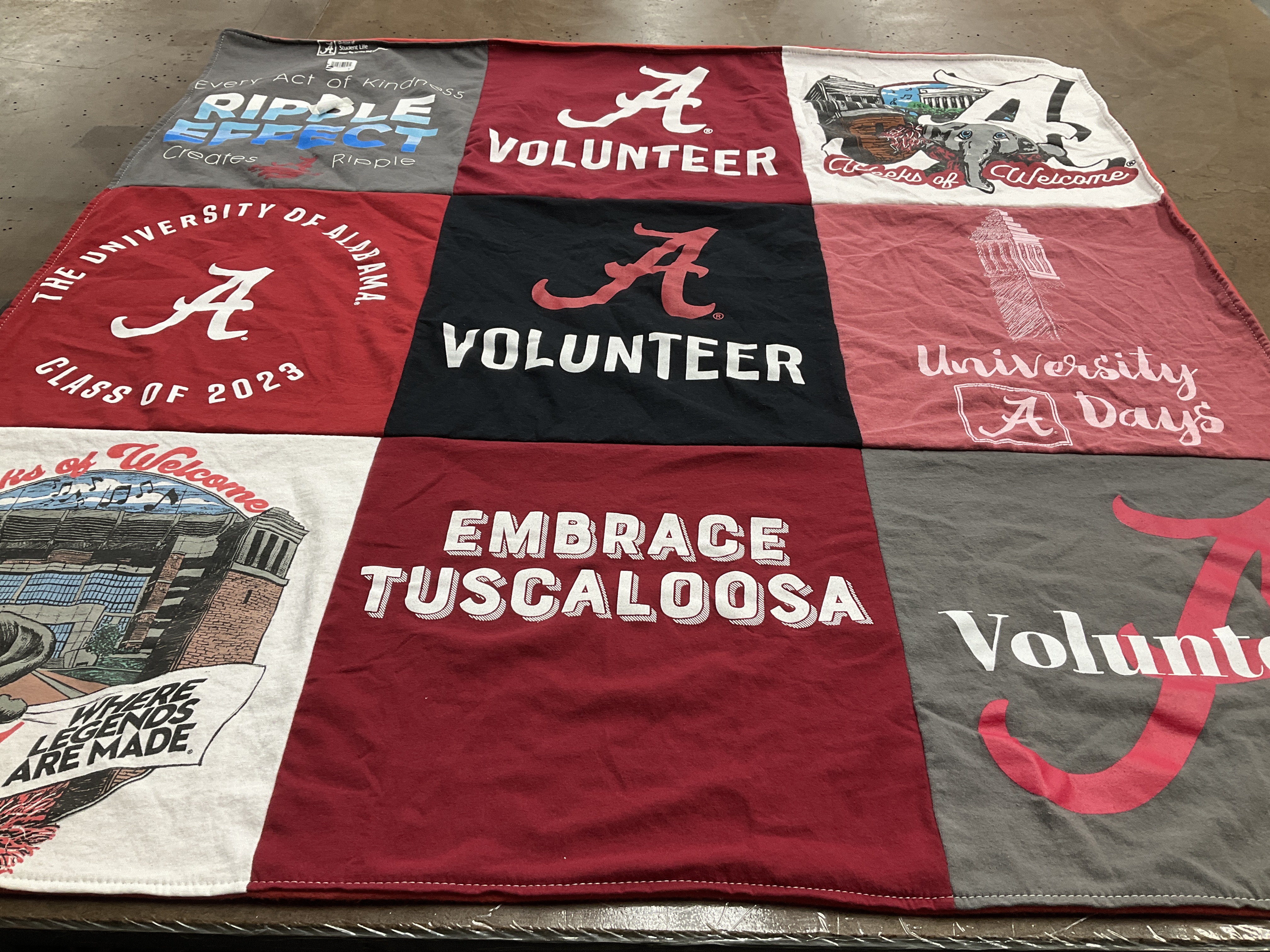T-shirt quilt from the university of alabama by Destini from TN