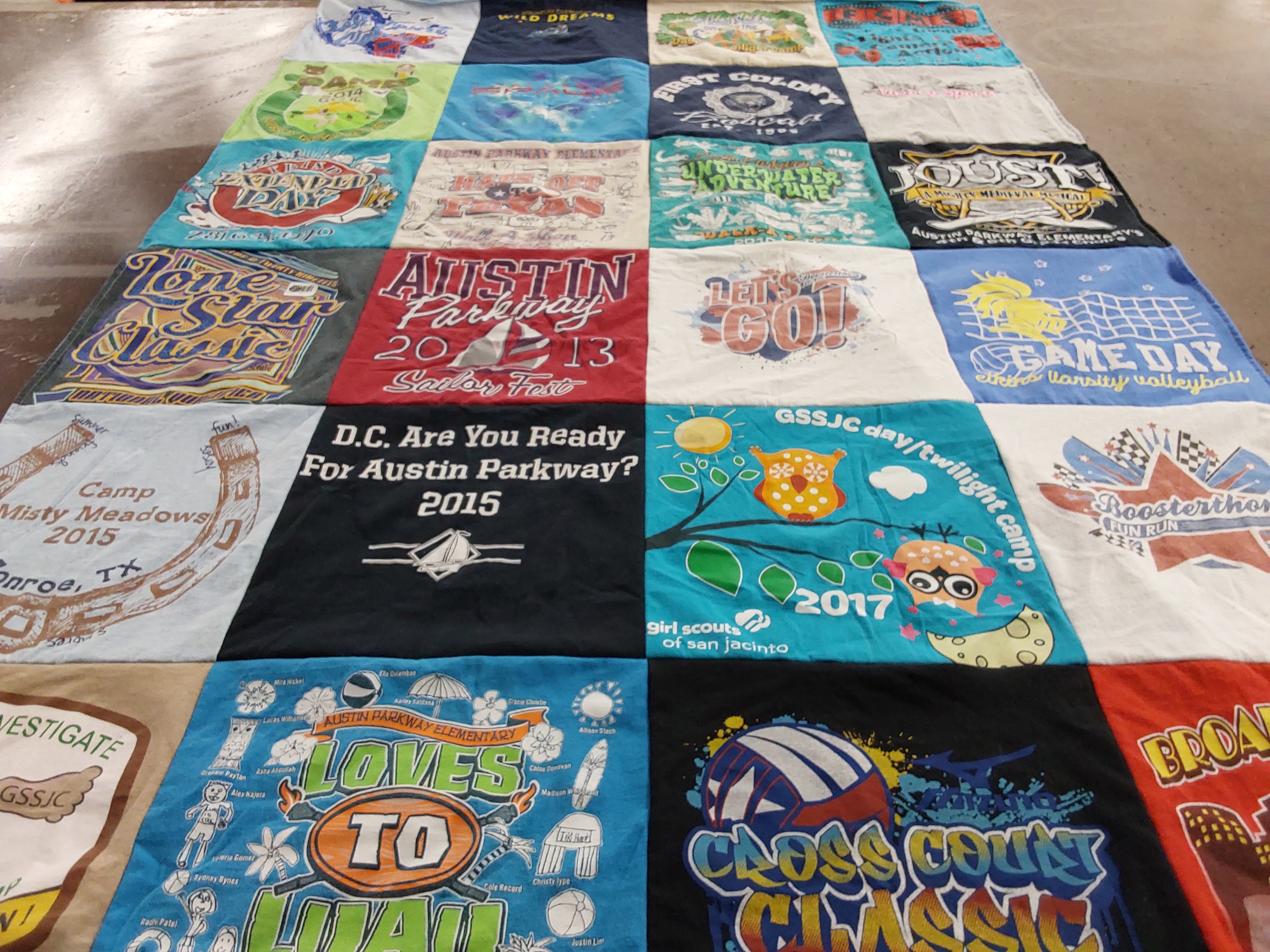 T-shirt quilt from austin parkway elementary school by Ursalla from TX